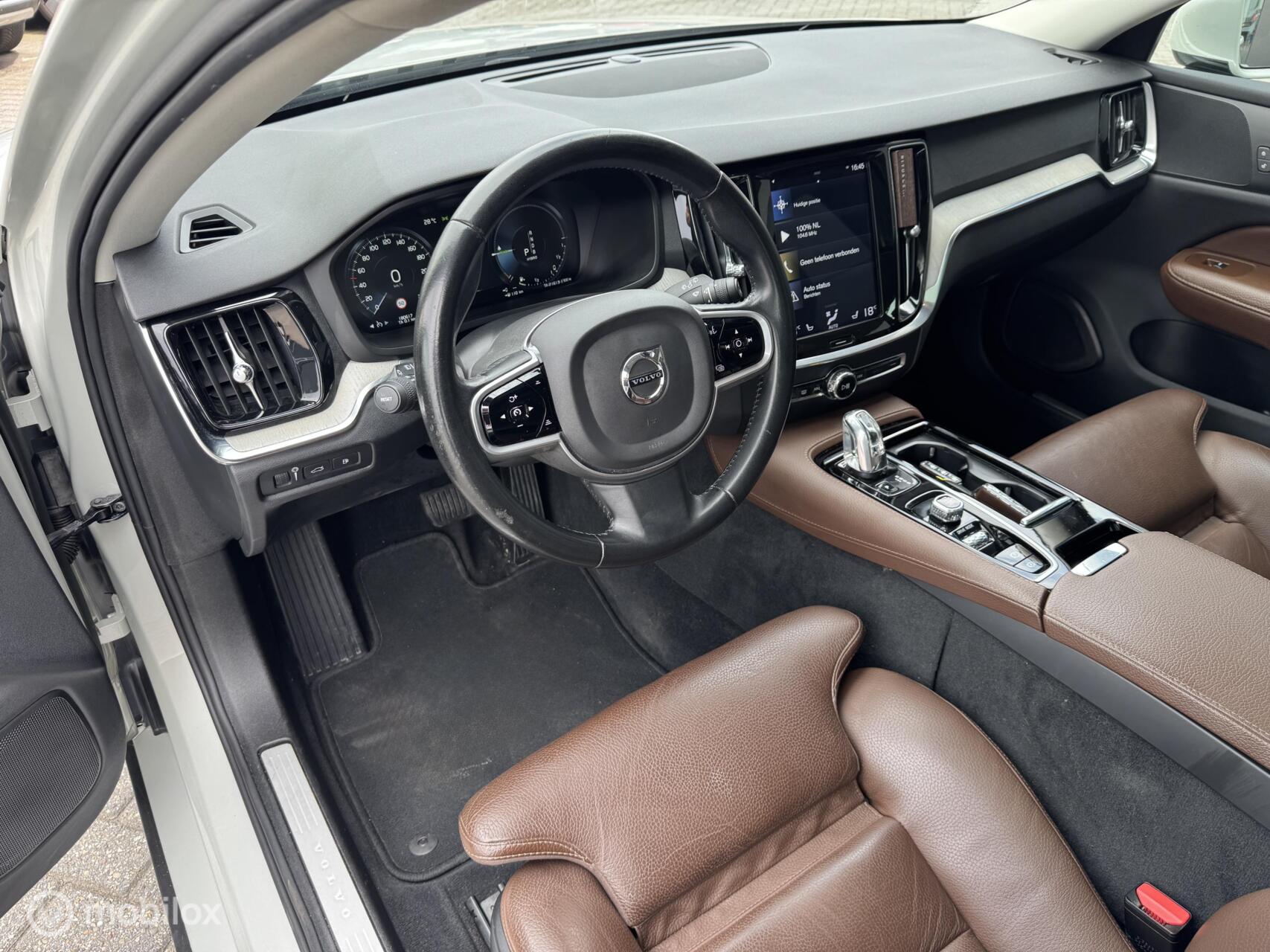 Foto van Volvo V60 T8 Twin Engine