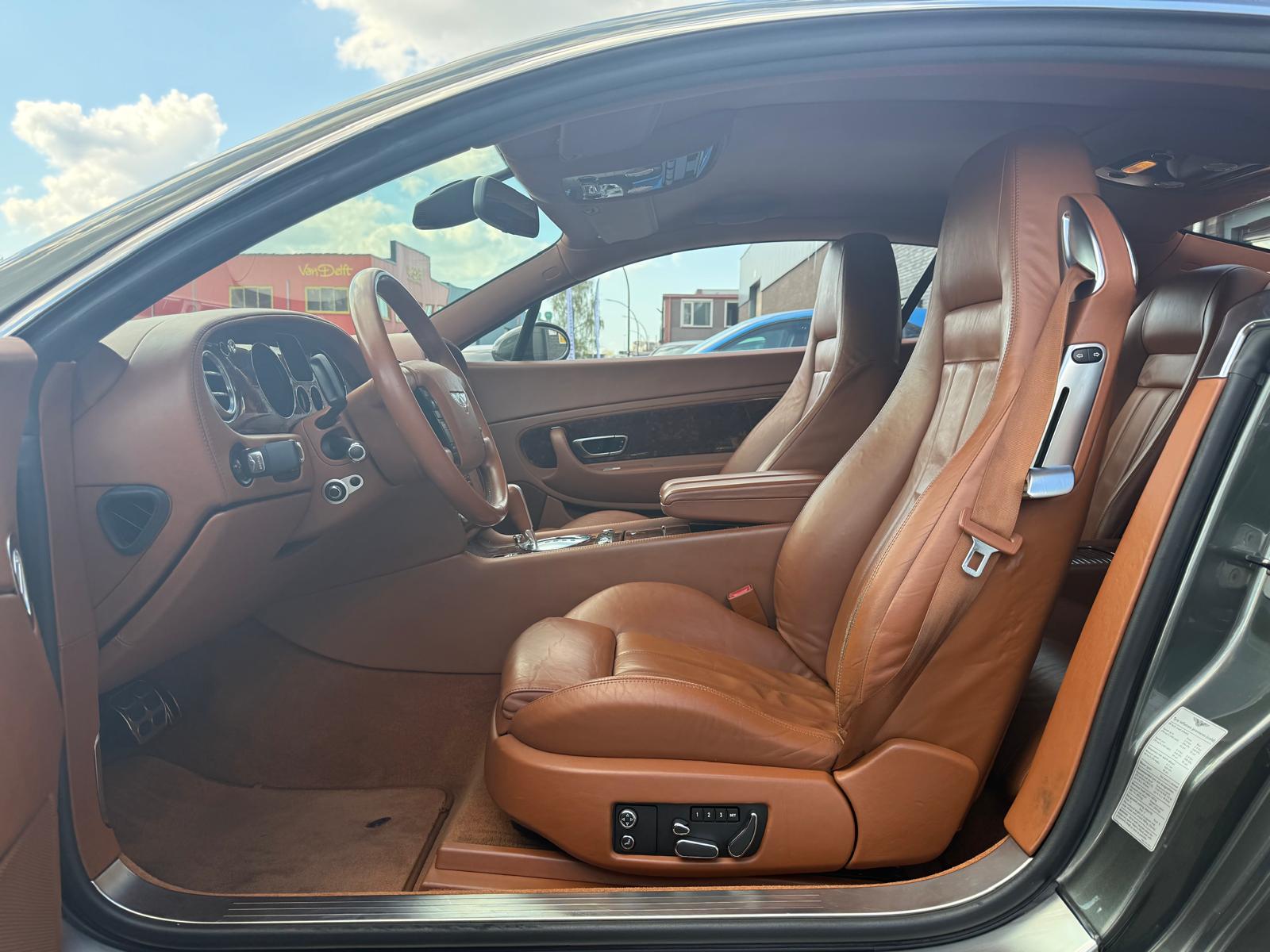 Foto van Bentley Bentley Continental GT