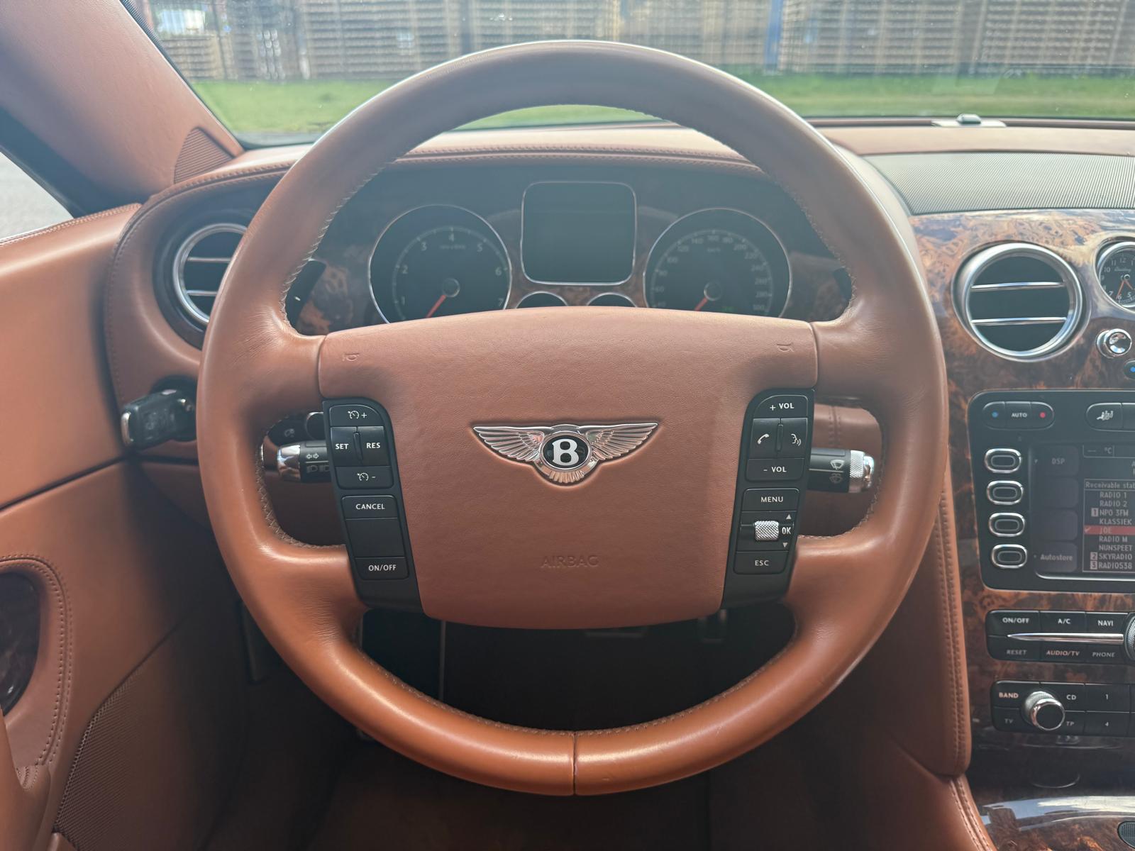 Foto van Bentley Bentley Continental GT