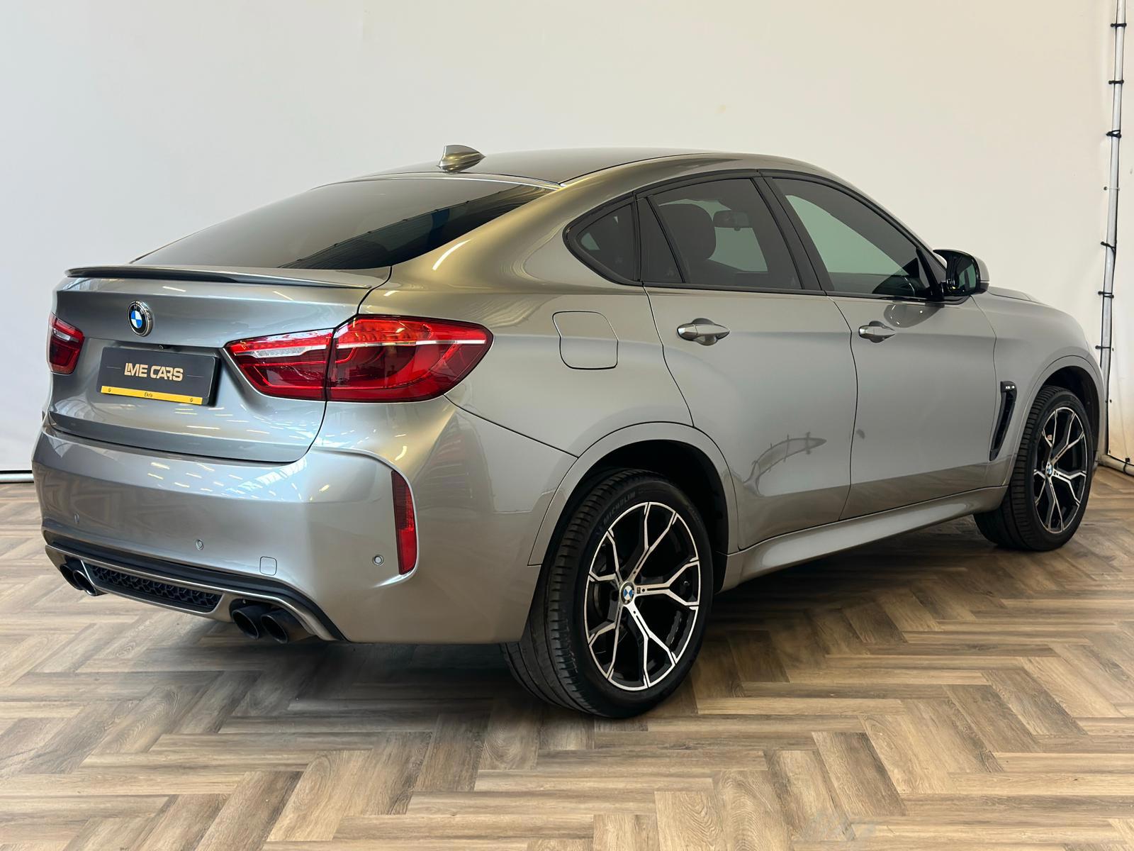 Foto van BMW X6 M