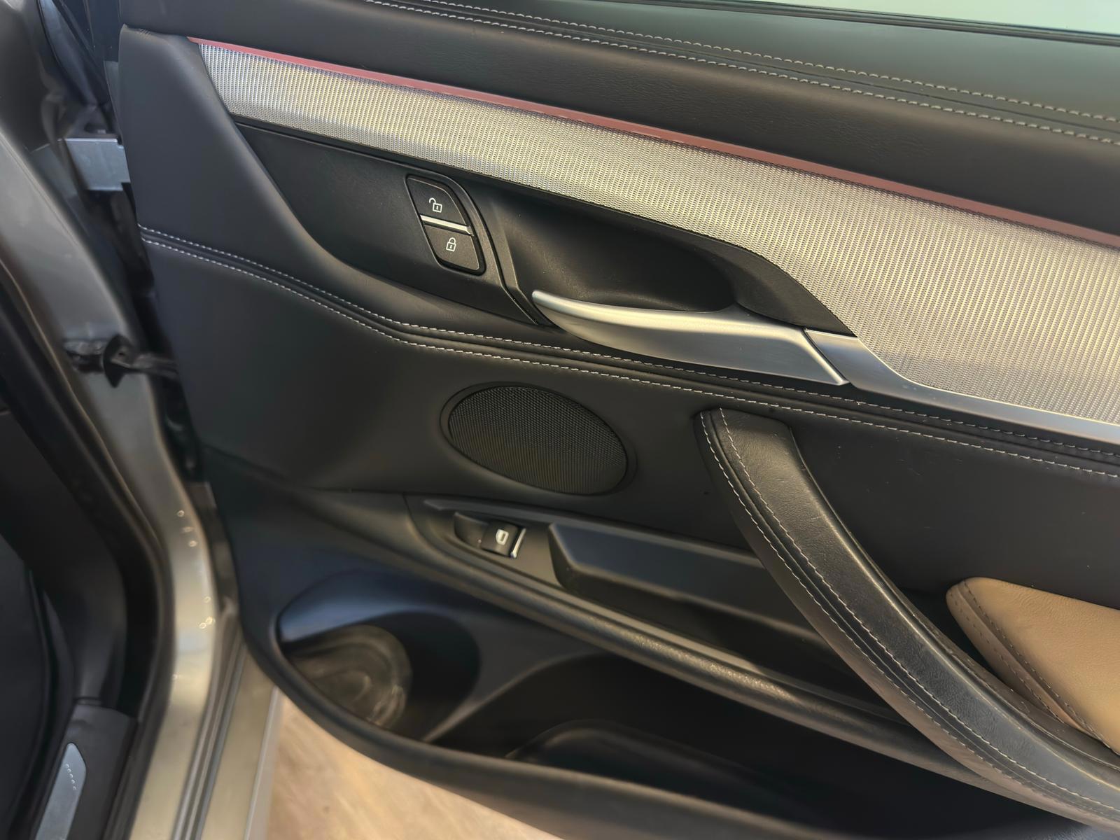 Foto van BMW X6 M