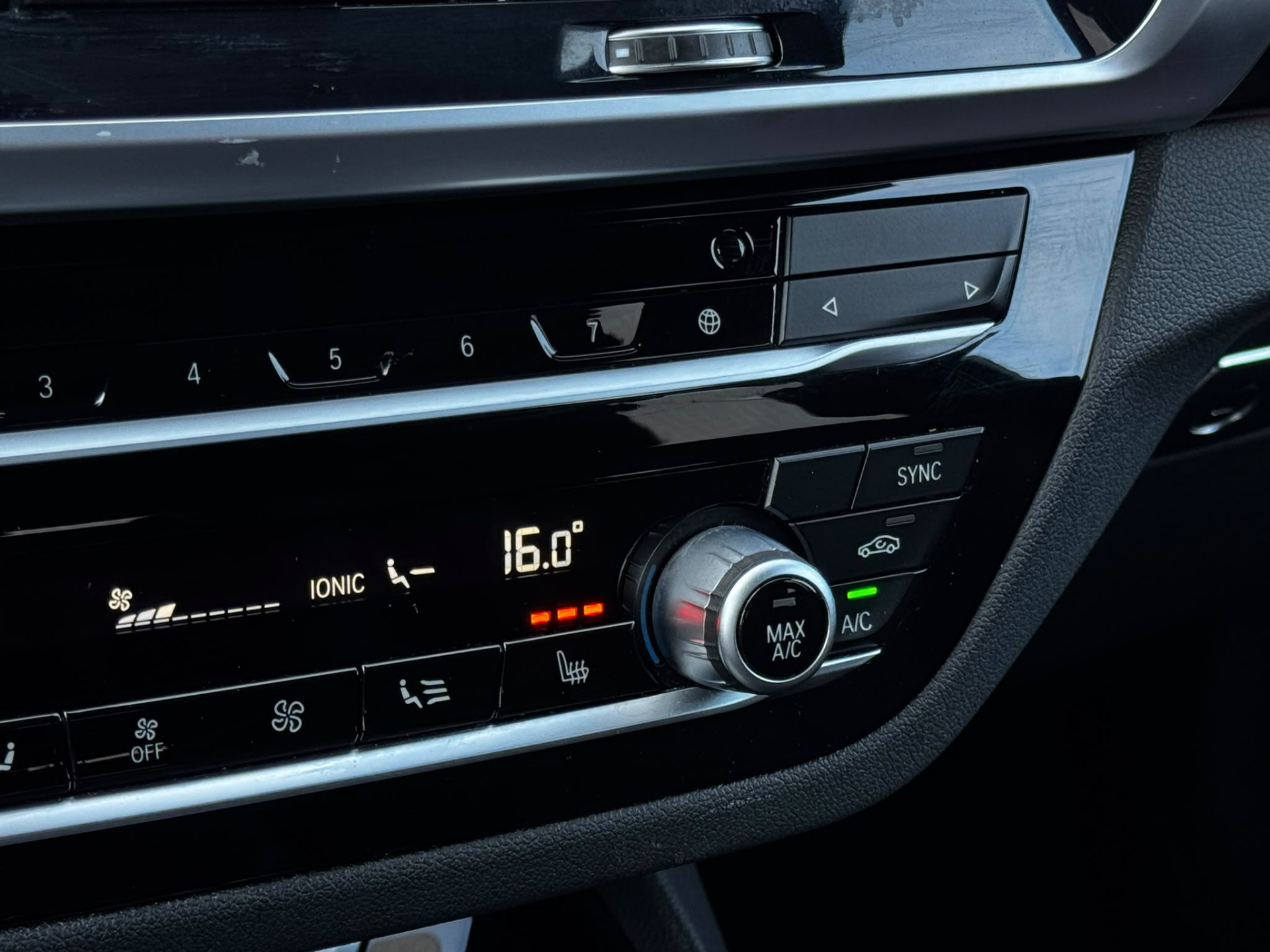 Foto van BMW X3 Xdrive20i