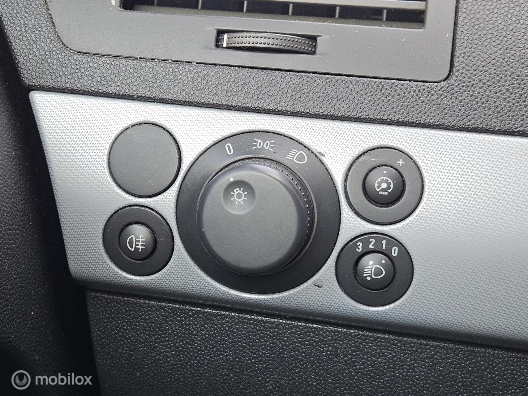 Foto van Opel Astra GTC