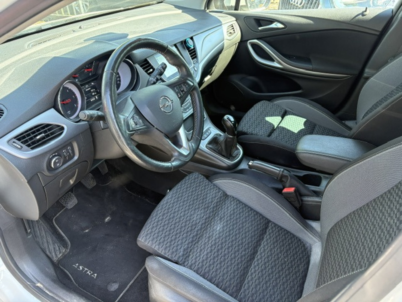 Foto van Opel Astra Sports Tourer