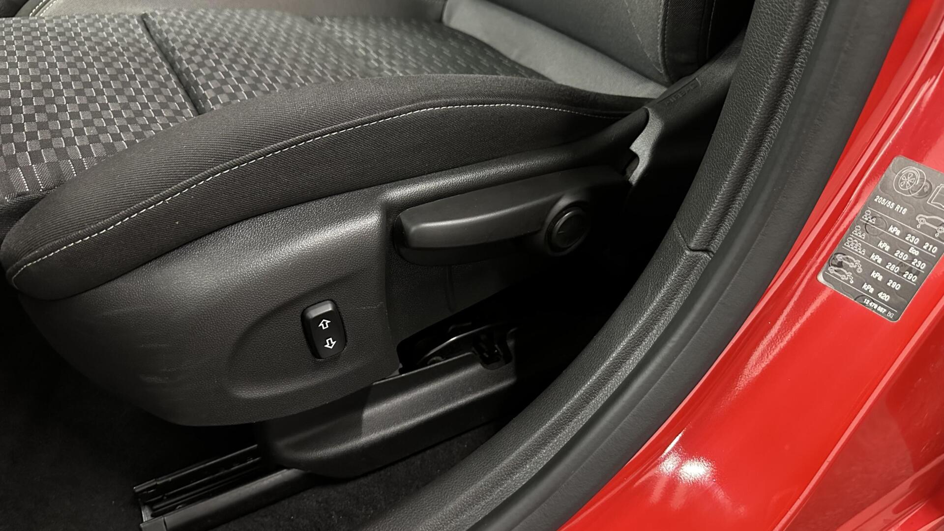 Foto van Opel Astra Sports Tourer
