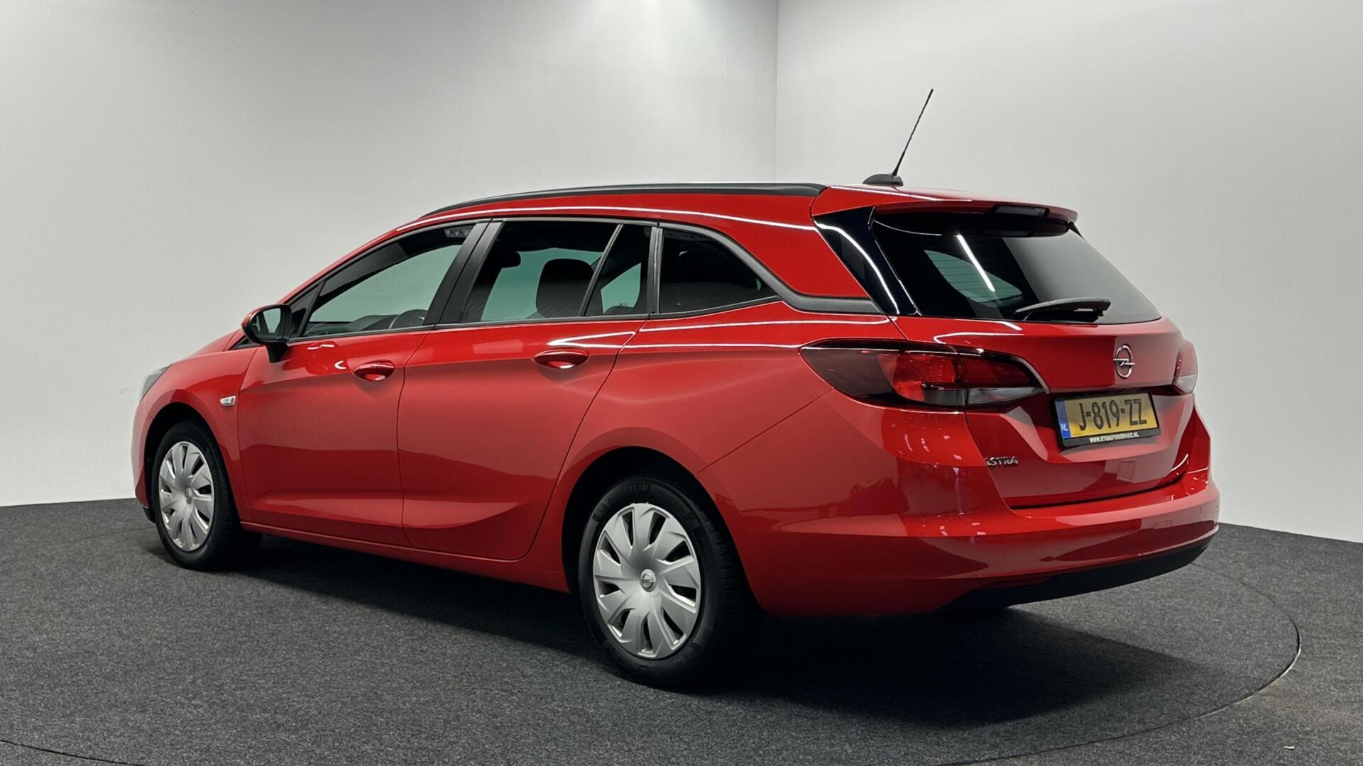 Foto van Opel Astra Sports Tourer