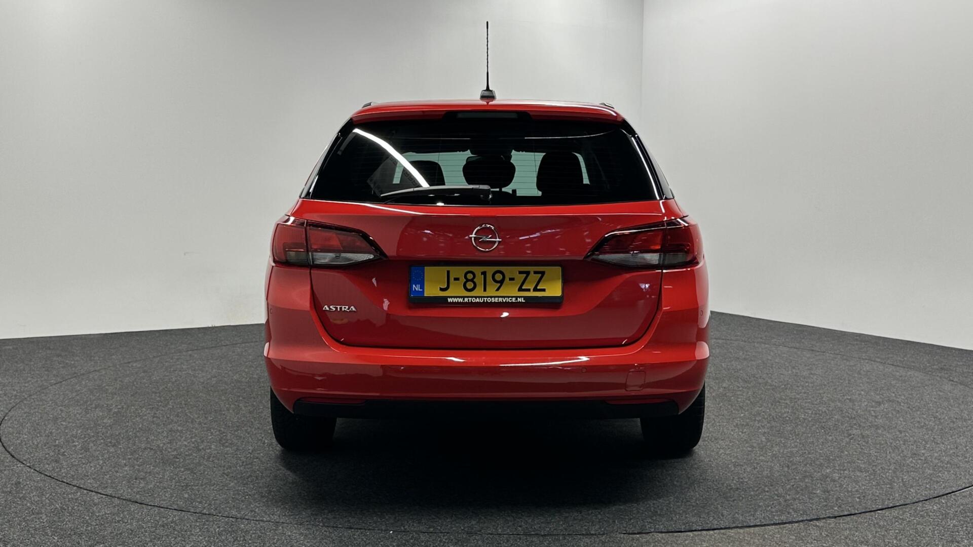 Foto van Opel Astra Sports Tourer