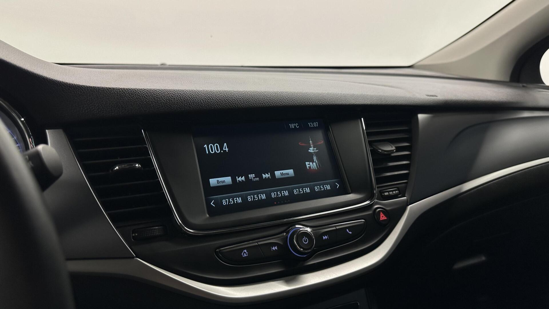Foto van Opel Astra Sports Tourer