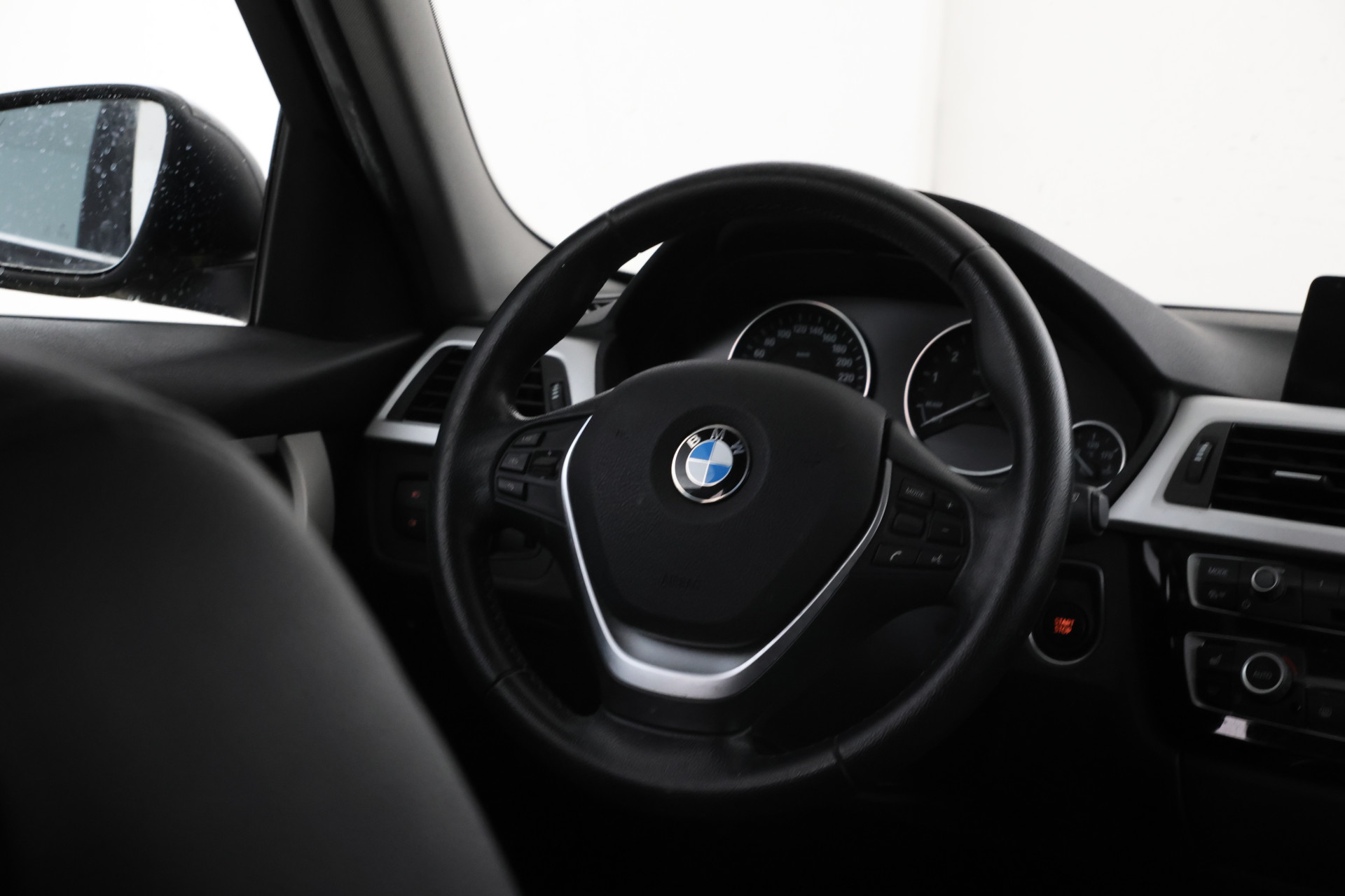 Foto van BMW 330e