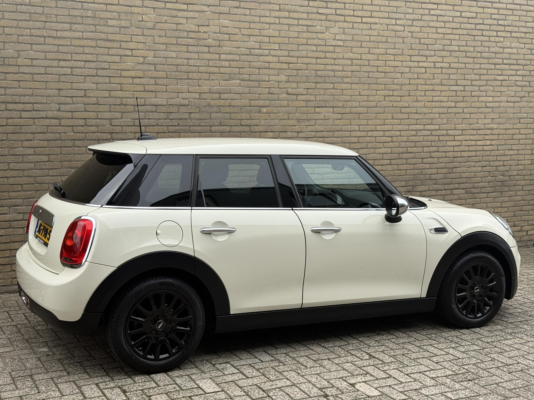 Foto van Mini One