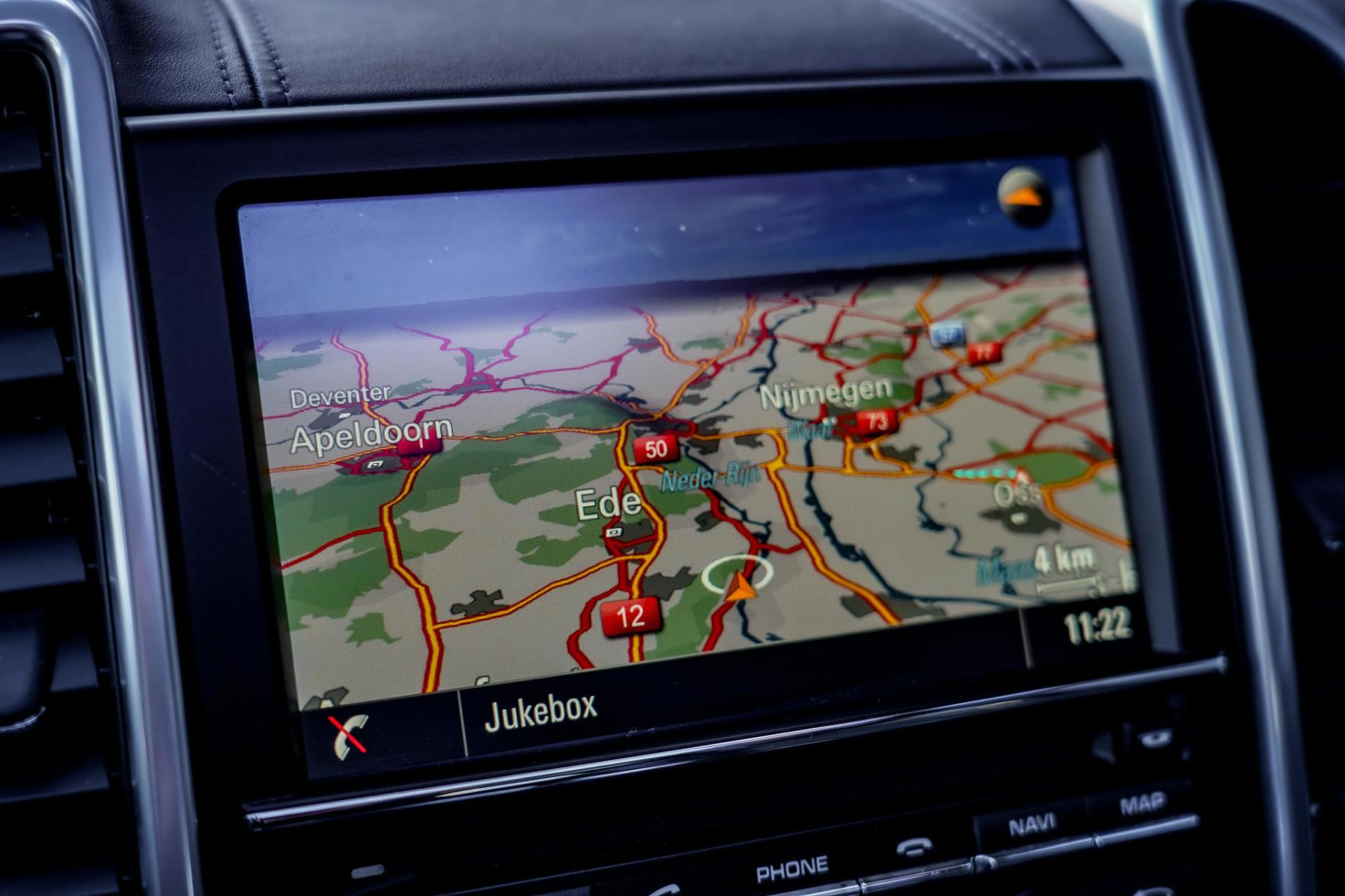 Foto van Porsche Cayenne S E-hybrid