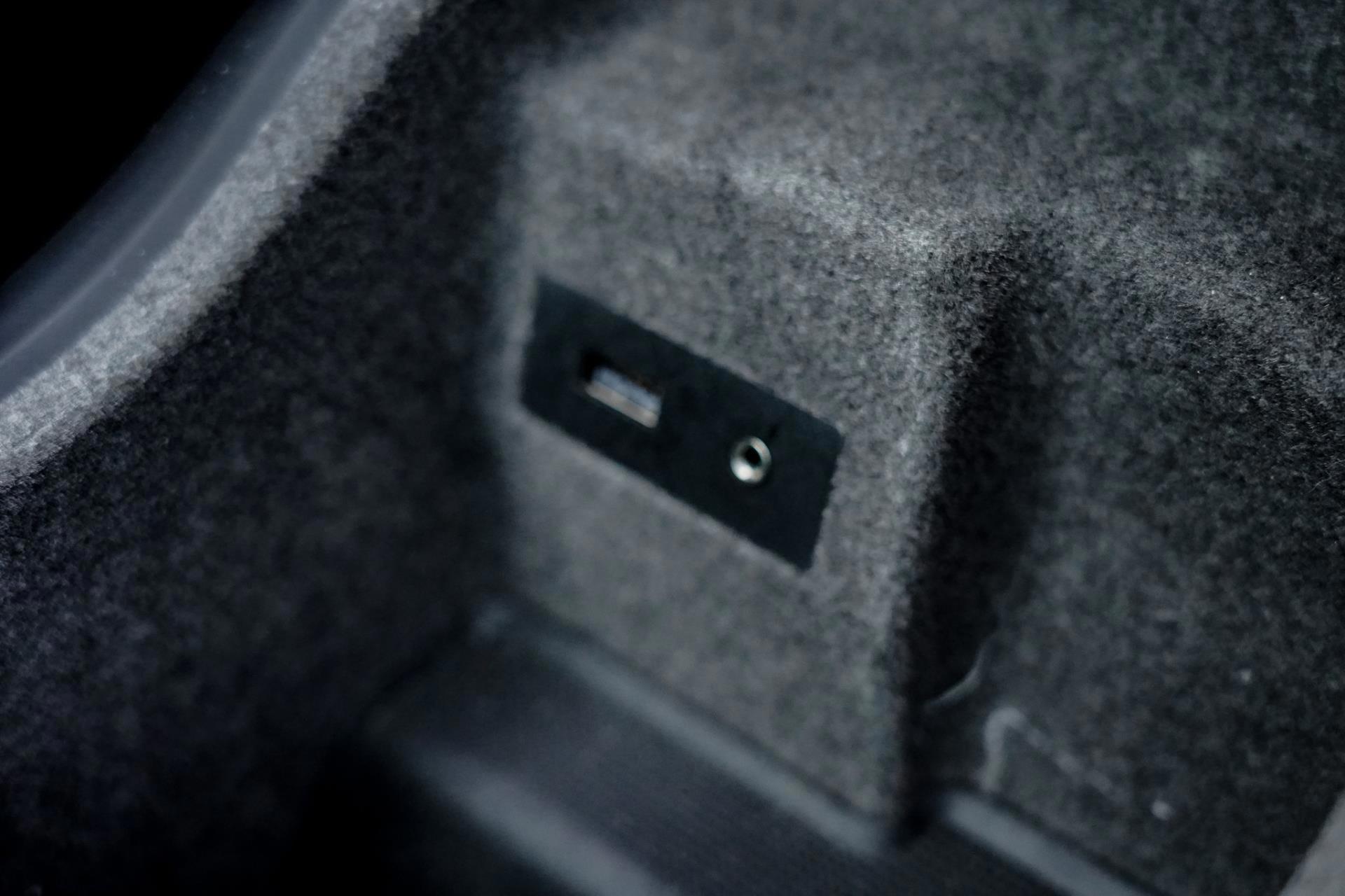 Foto van Porsche Cayenne S E-hybrid
