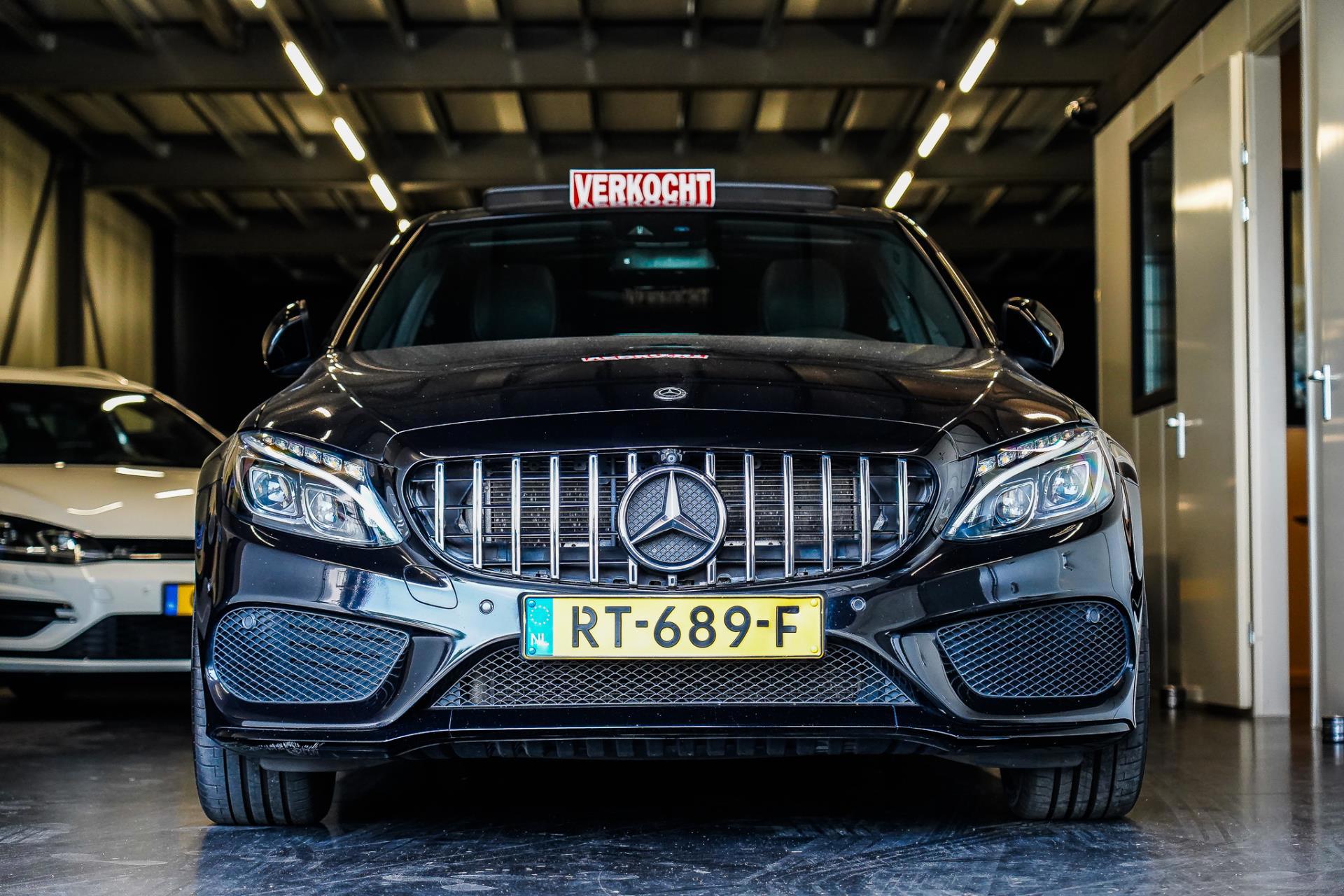 Foto van Porsche Cayenne S E-hybrid