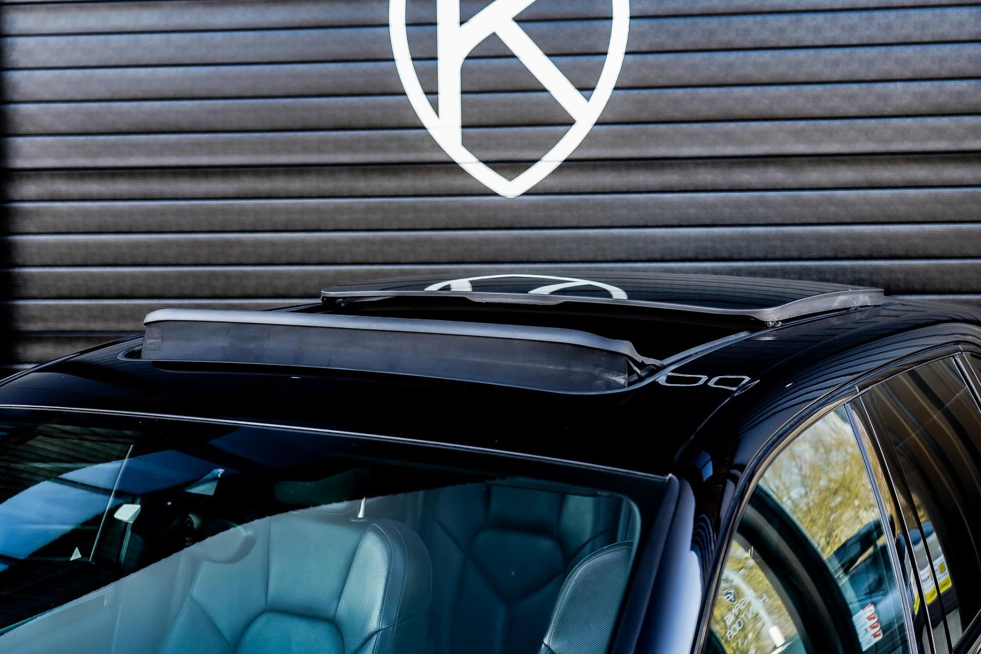 Foto van Porsche Cayenne S E-hybrid