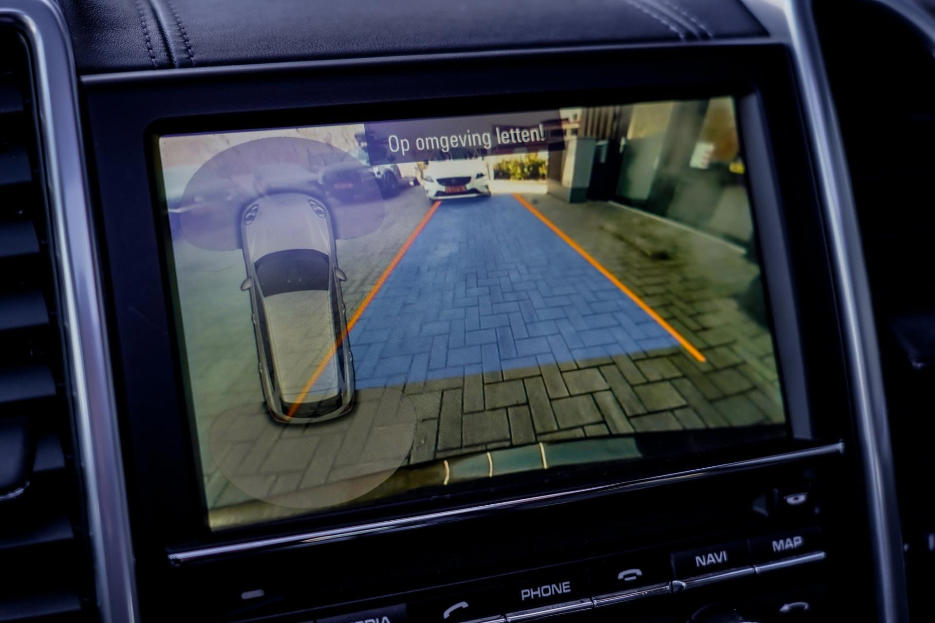 Foto van Porsche Cayenne S E-hybrid
