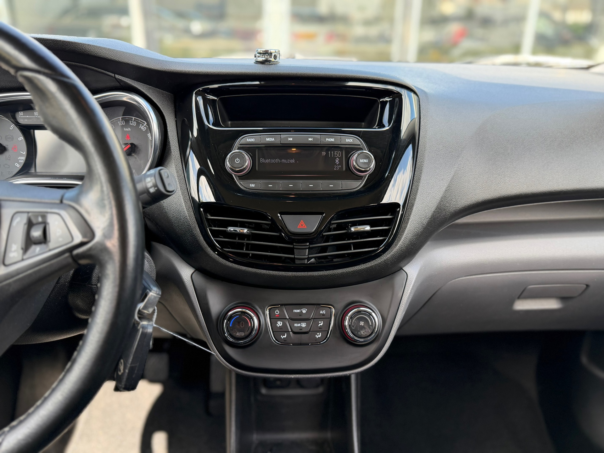 Foto van Opel Karl / Viva