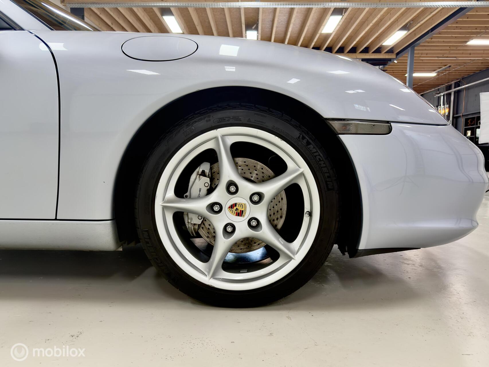 Foto van Porsche 911 Carrera