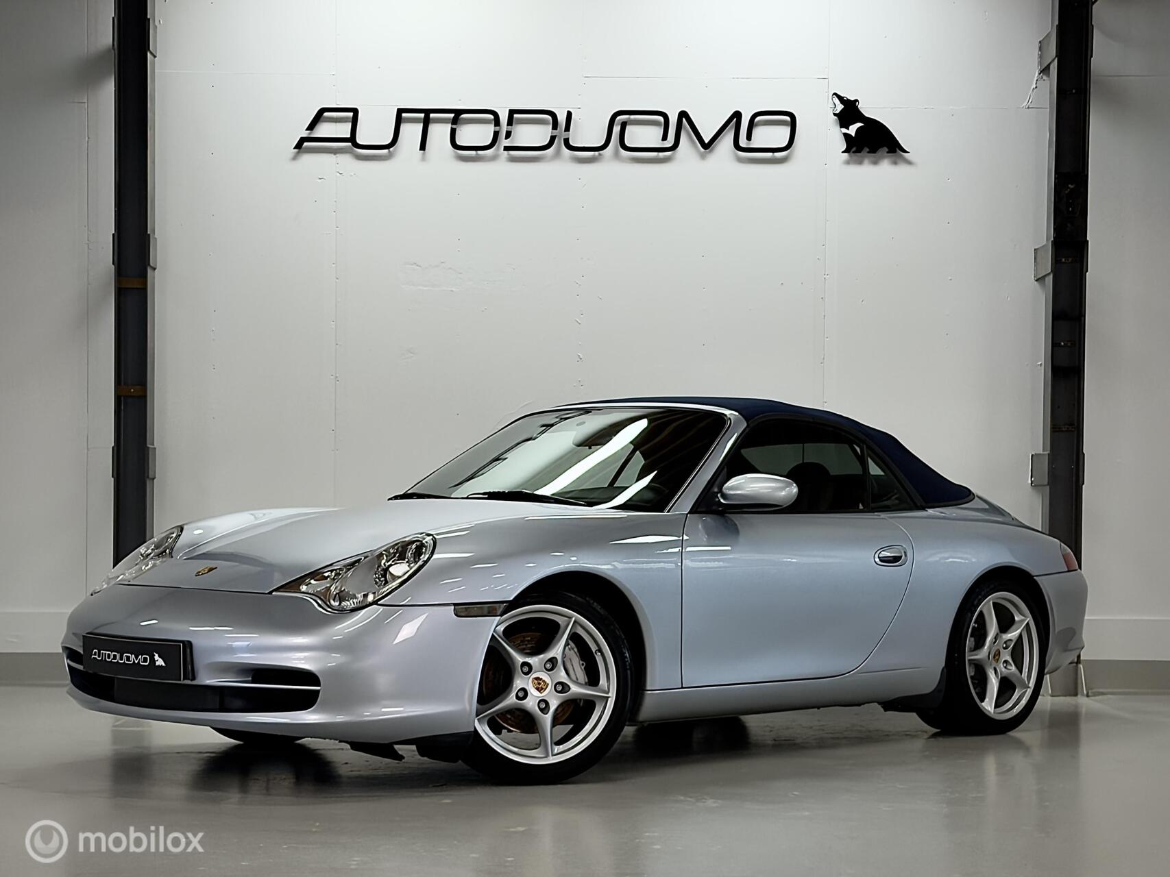 Porsche 911 Carrera 3.6 Carrera 4 2003 - voorkant