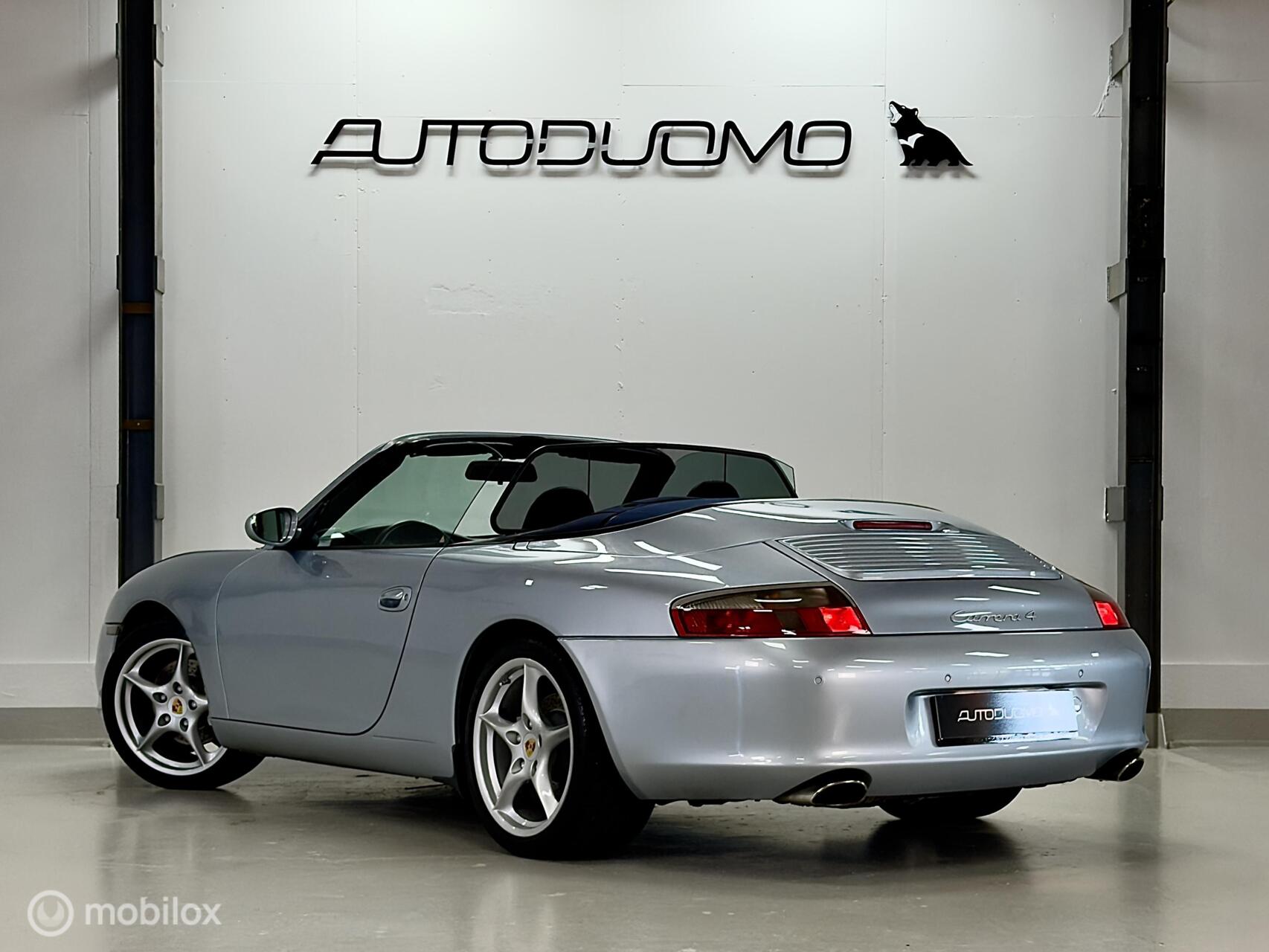 Foto van Porsche 911 Carrera
