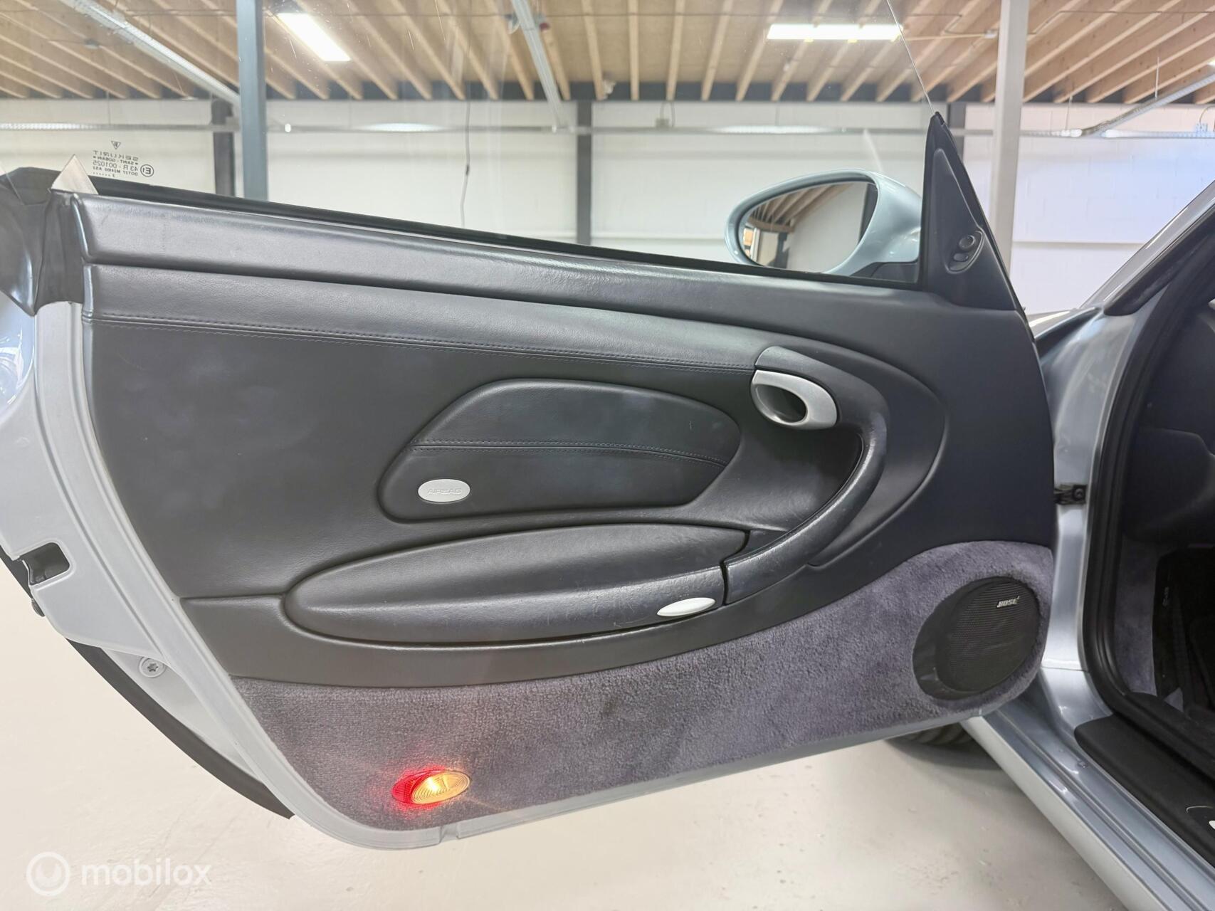 Foto van Porsche 911 Carrera
