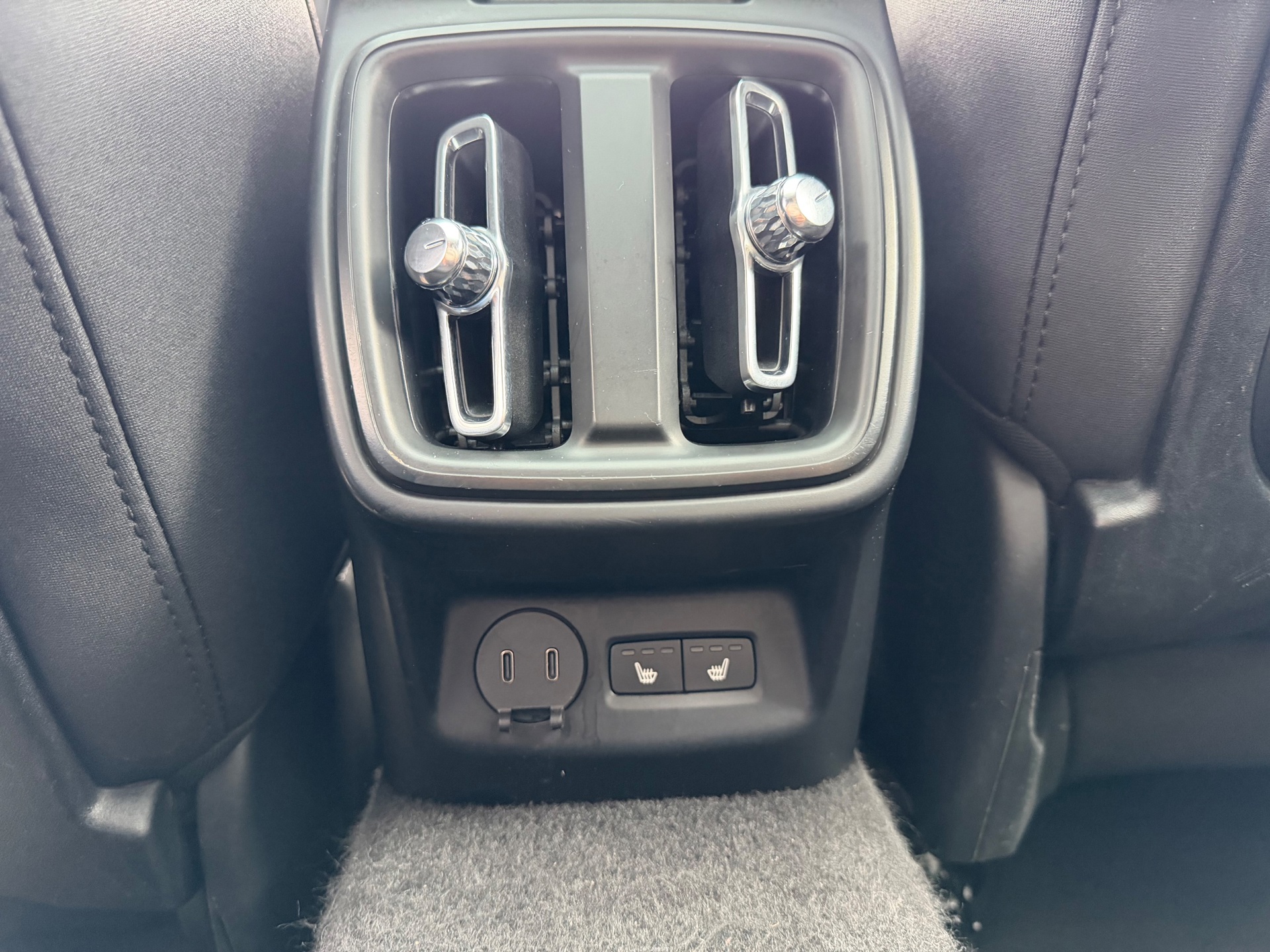 Foto van Polestar Polestar 2