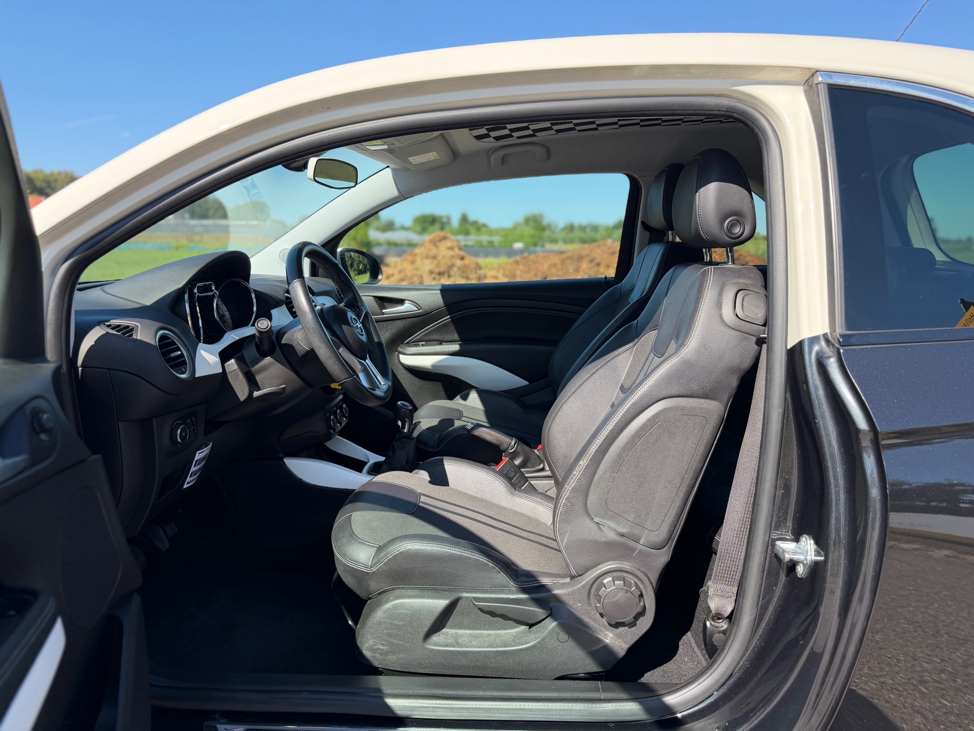 Foto van Opel Adam