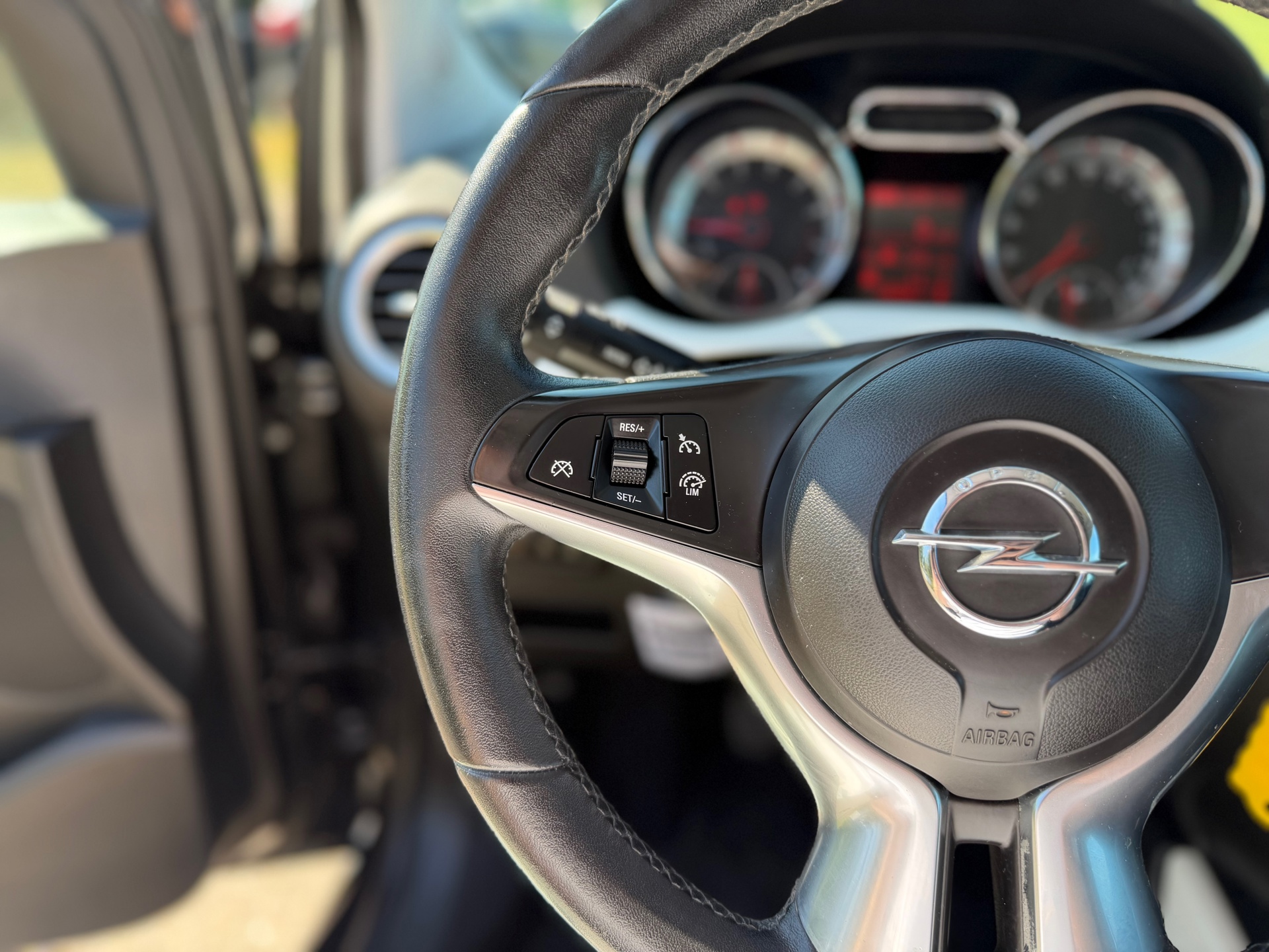 Foto van Opel Adam
