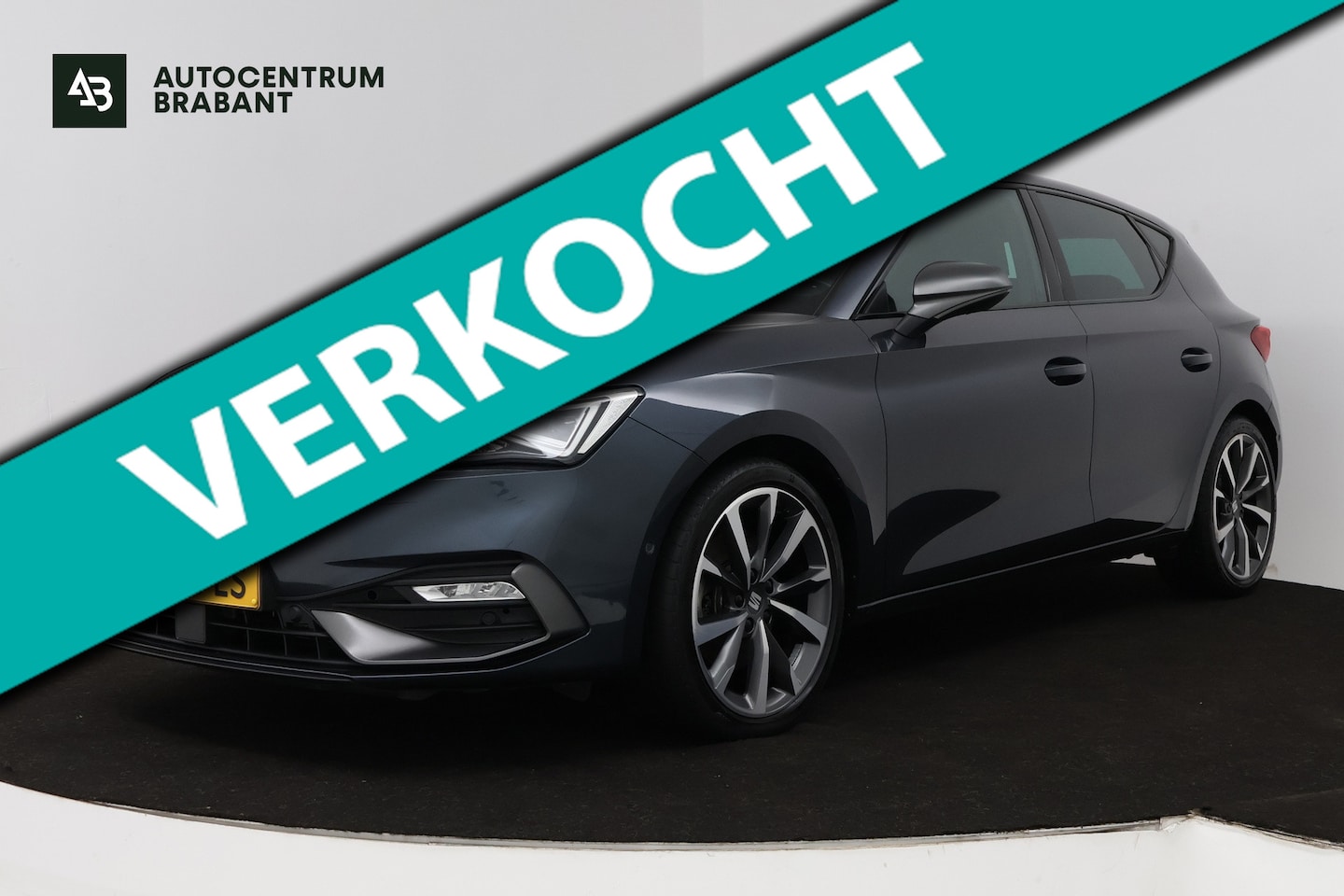 Seat Leon 1.5 eTSI FR Launch Edition Automaat (VIRTUAL COCKPIT, NAVIGATIE, TREKHAAK, ADAPTIVE CRUISE, STUUR-/STOELVERWARMING) 2021 - voorkant