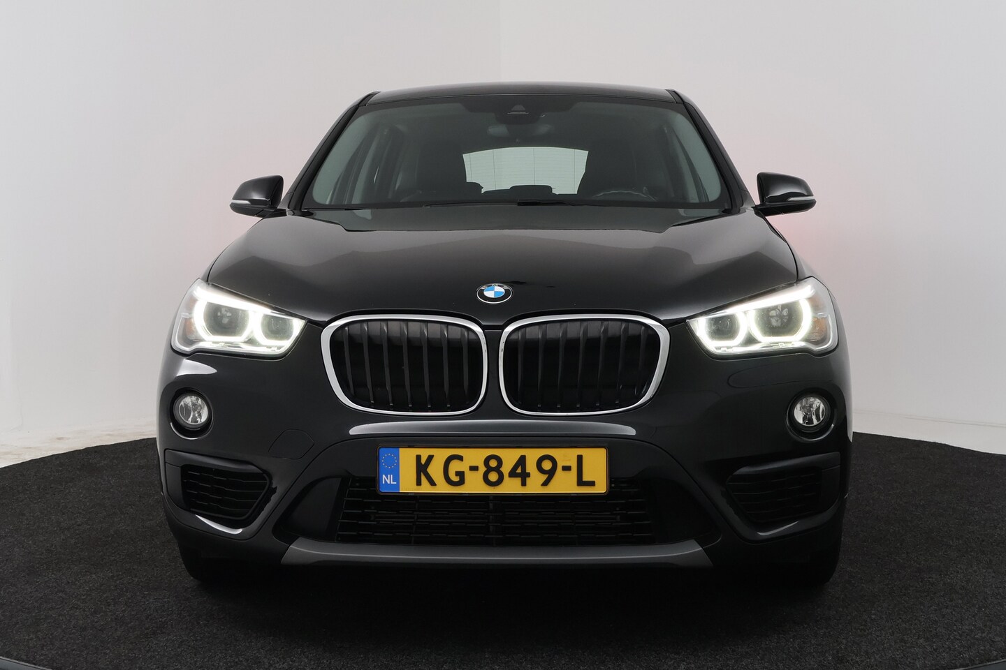 Foto van BMW X1 Sdrive18i