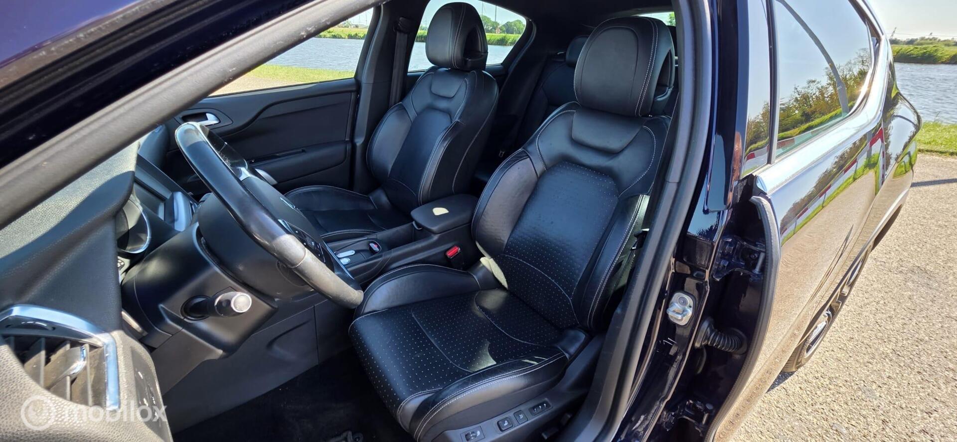 Foto van DS DS 4
