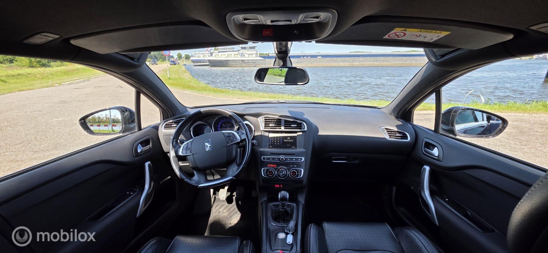 Foto van DS DS 4