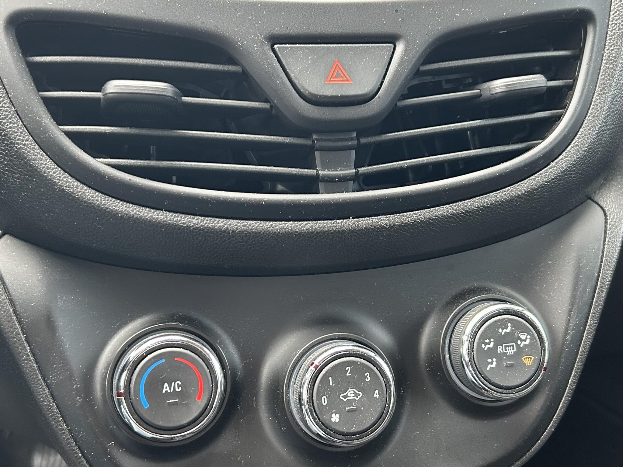 Foto van Opel Karl / Viva