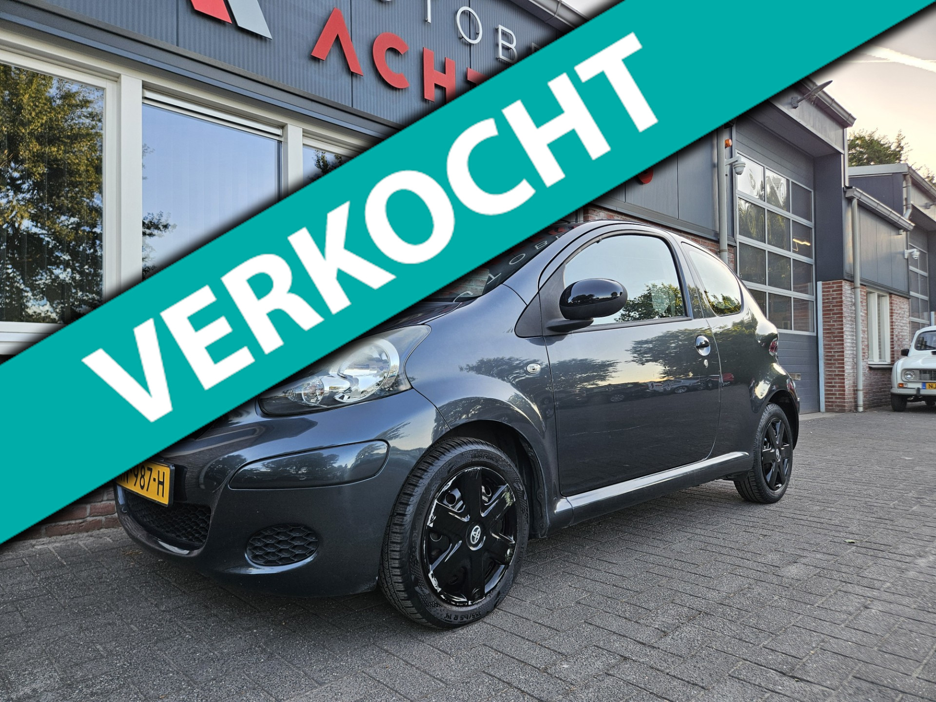 Toyota Toyota Aygo 1.0-12V Comfort Airco! Leuke Auto! 2011 - voorkant