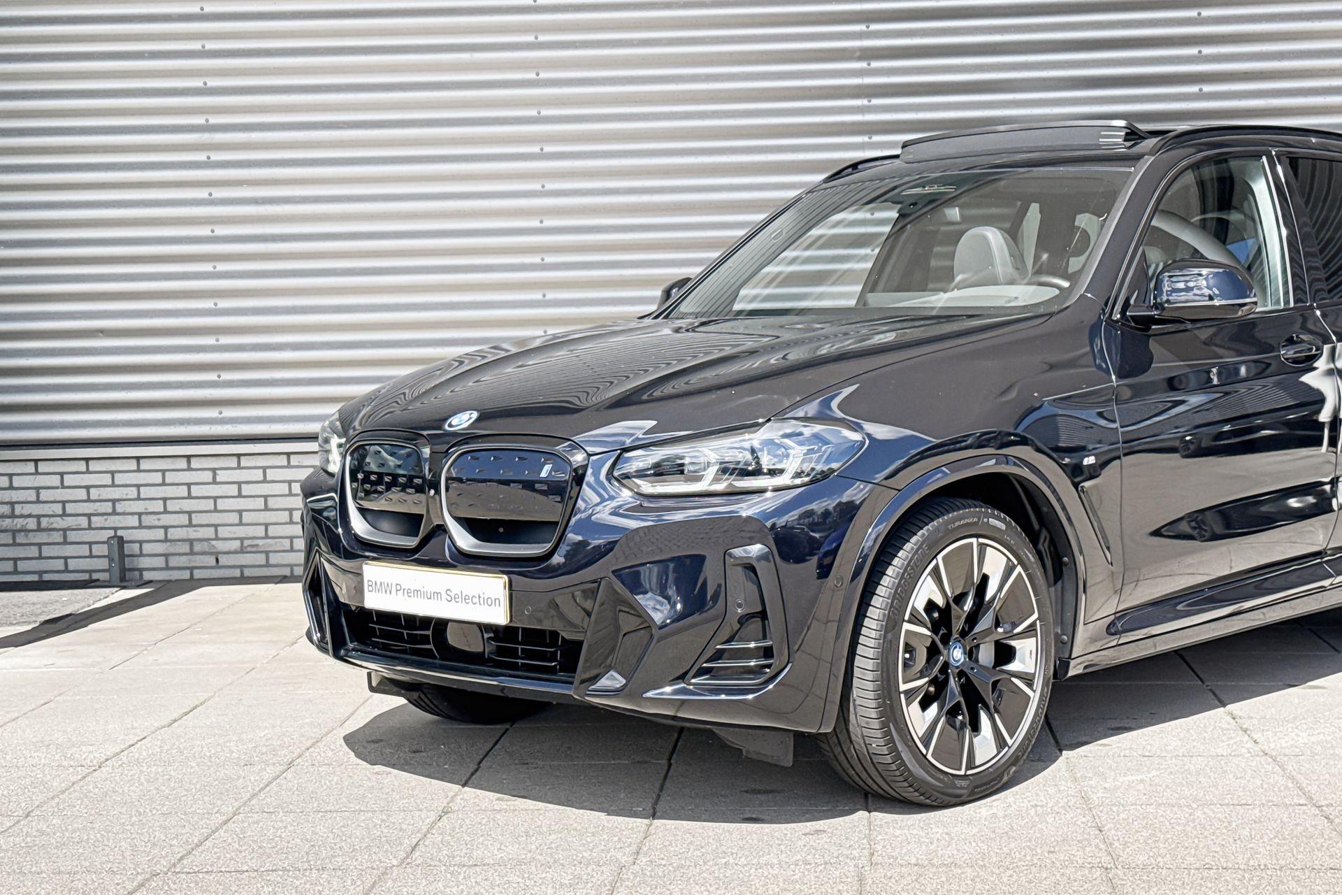 Foto van BMW Ix3