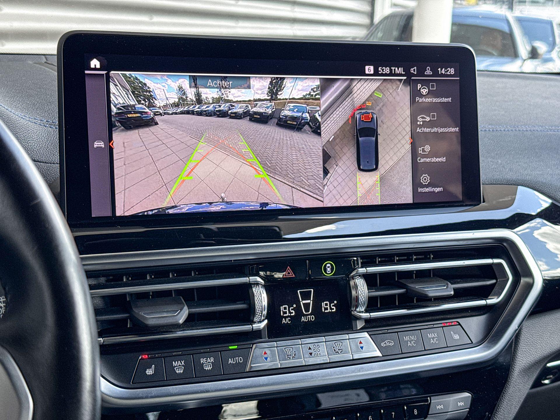 Foto van BMW Ix3