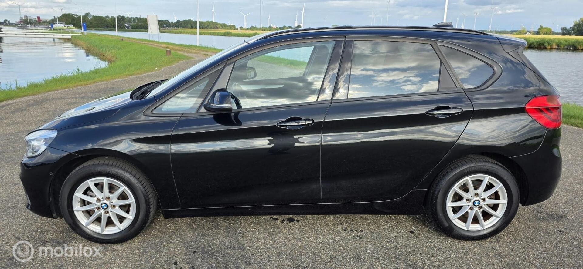 Foto van BMW 216i Active Tourer