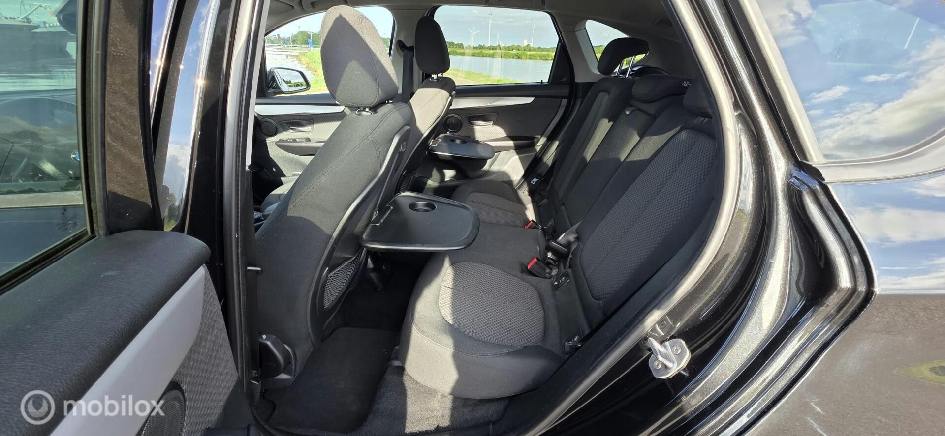 Foto van BMW 216i Active Tourer