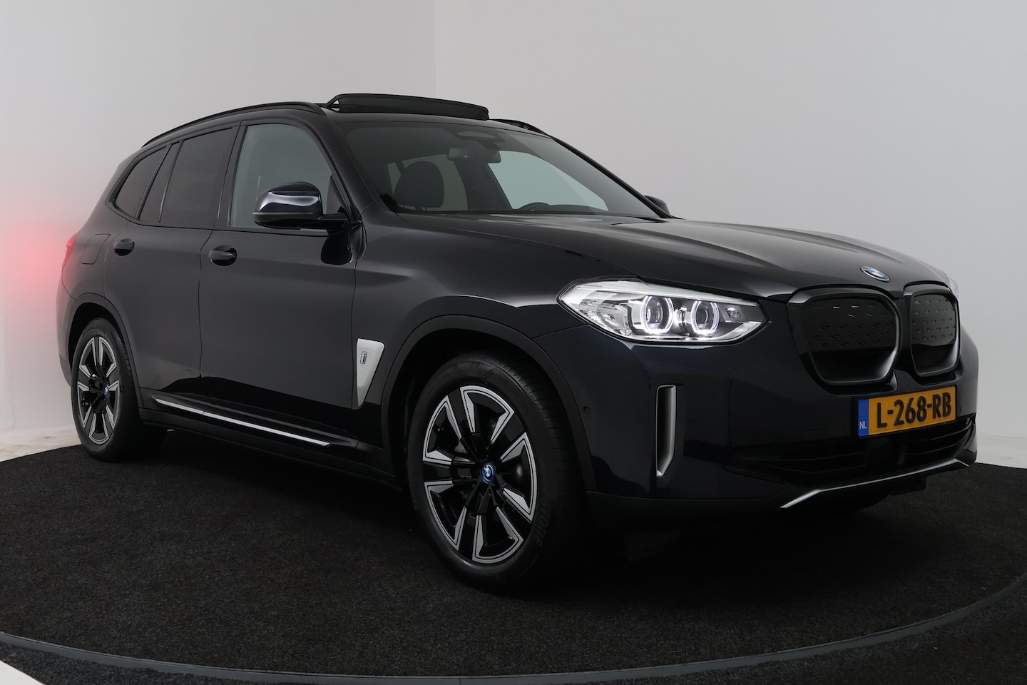 Foto van BMW Ix3