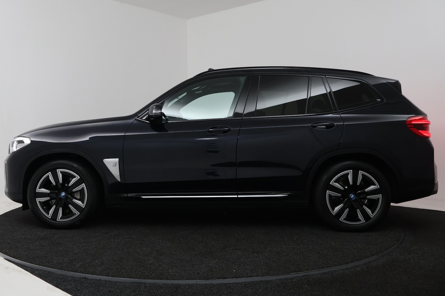 Foto van BMW Ix3