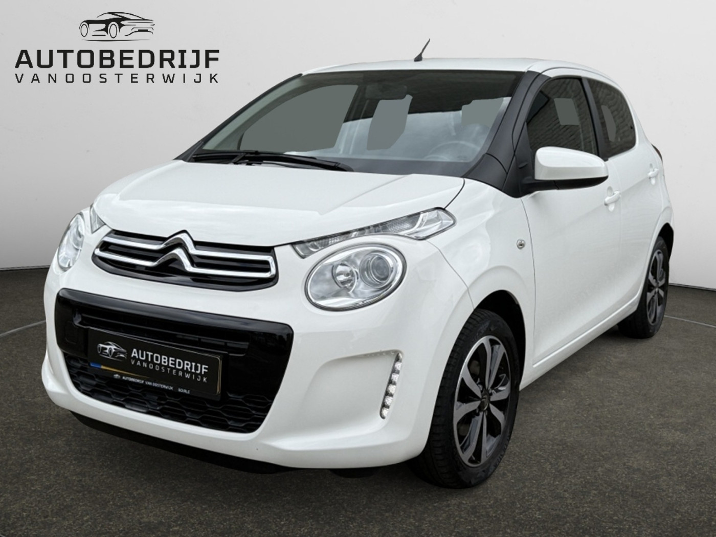 Citroen C1 1.0 VTi Shine 2021 - voorkant