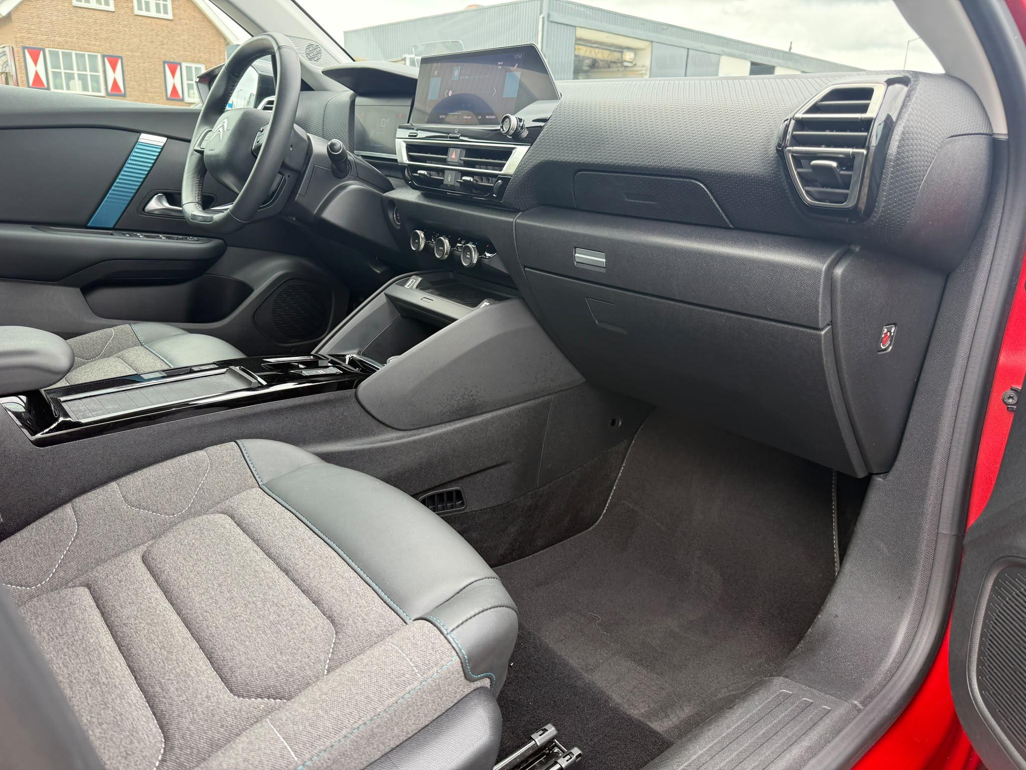 Foto van Citroen E-c4