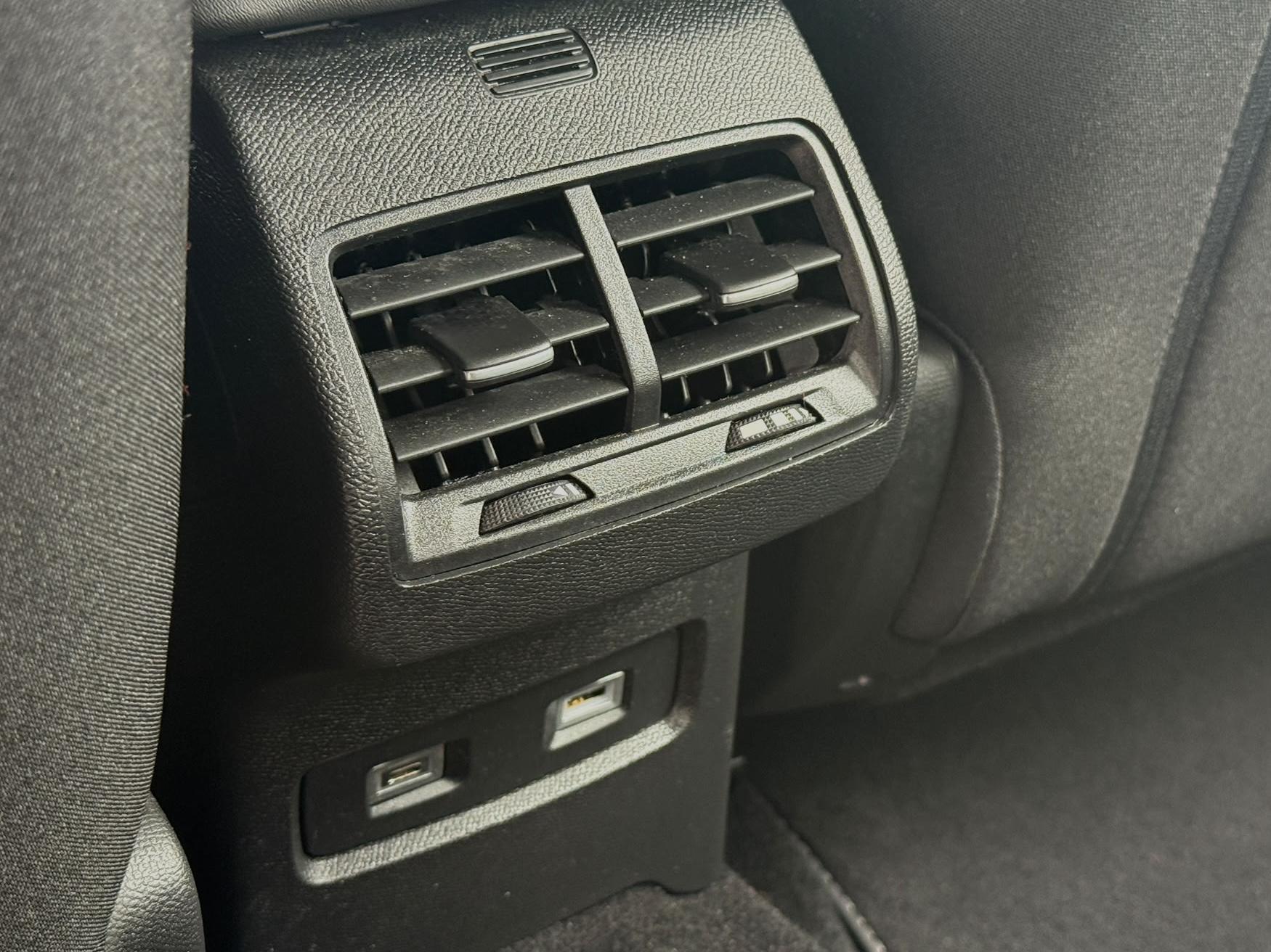 Foto van Citroen E-c4