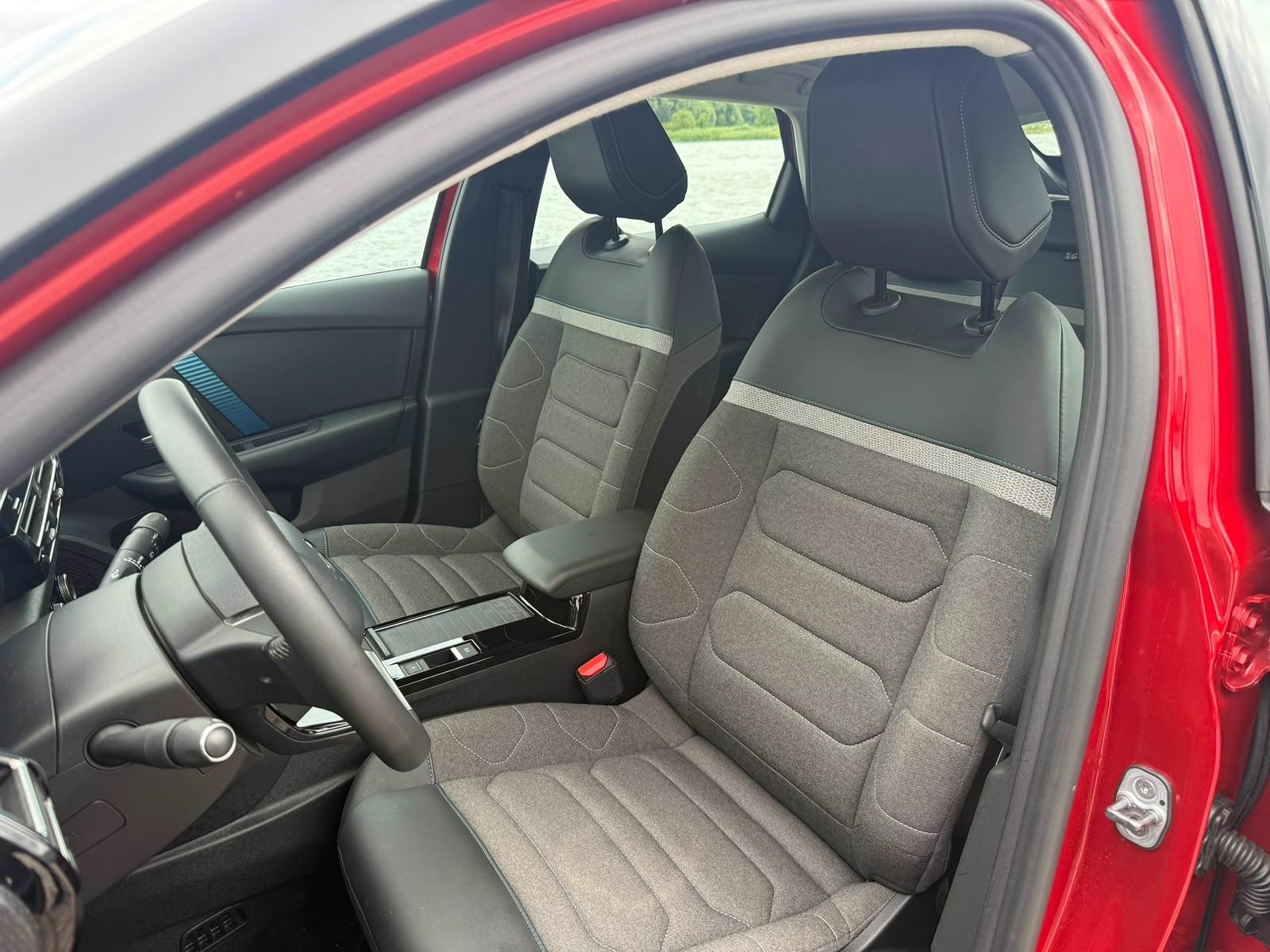 Foto van Citroen E-c4