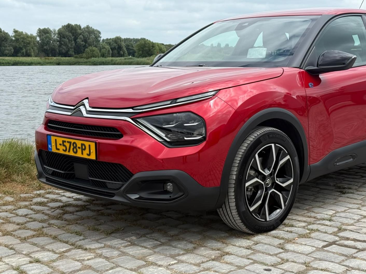 Foto van Citroen E-c4