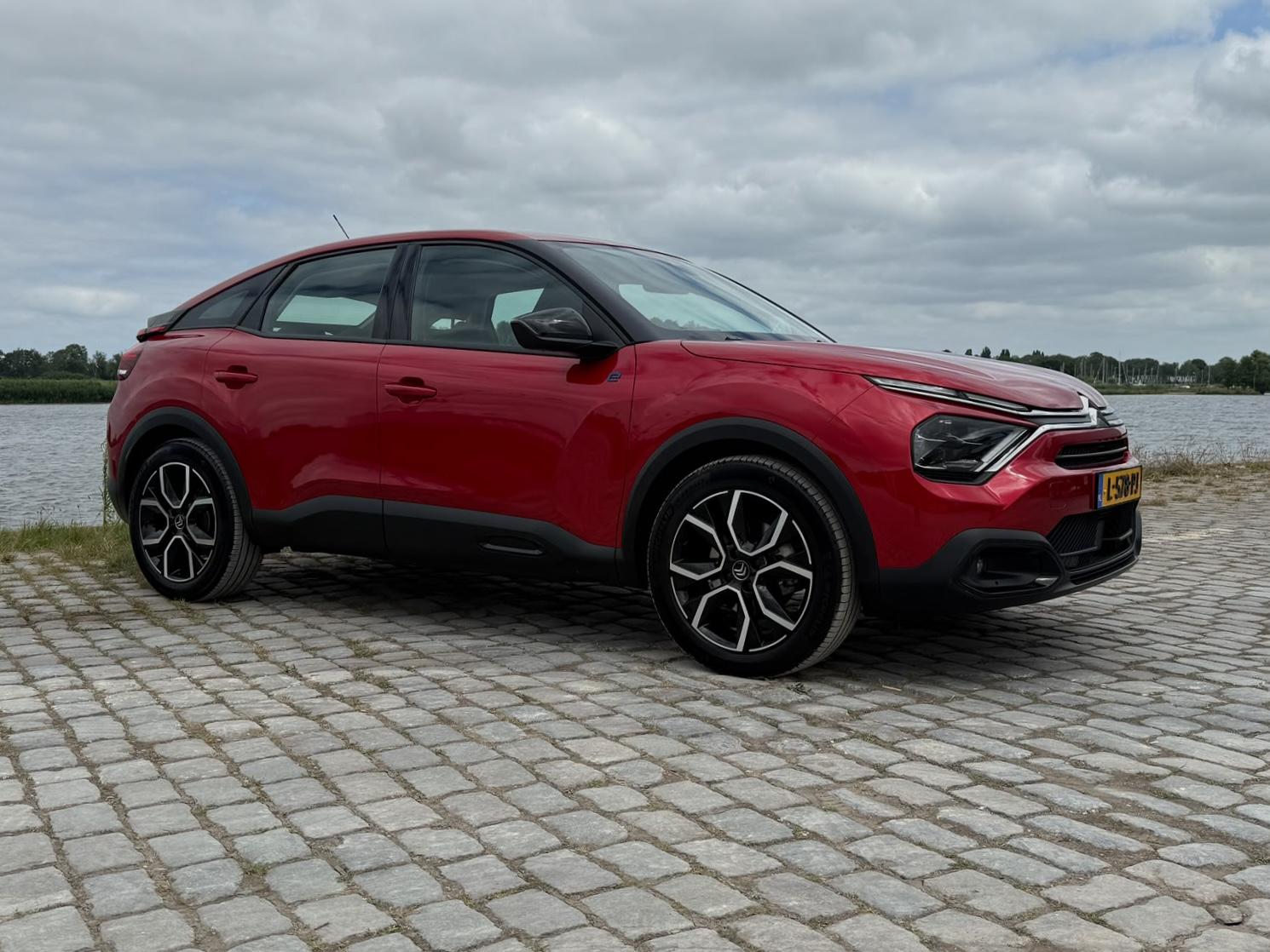 Foto van Citroen E-c4