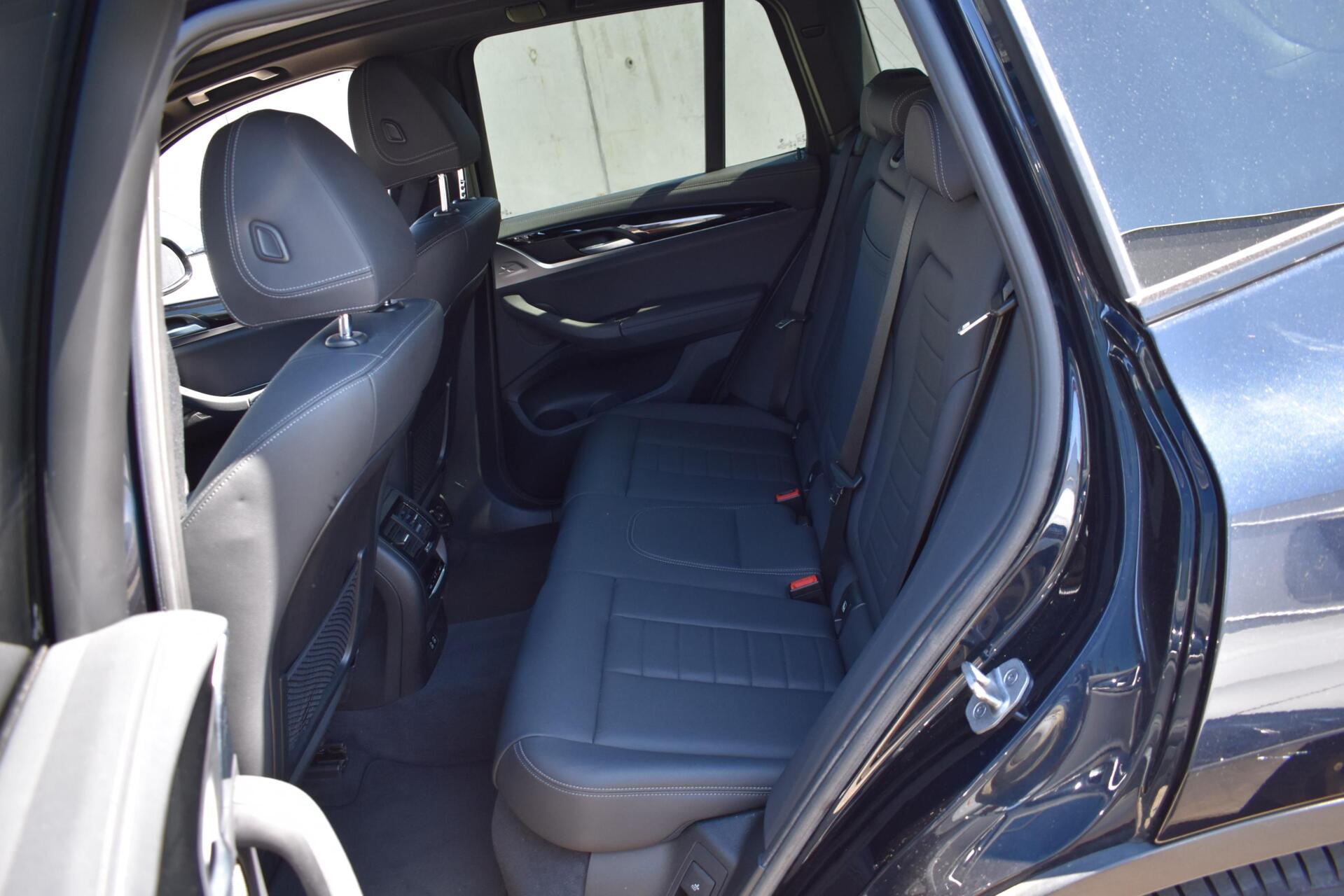 Foto van BMW Ix3