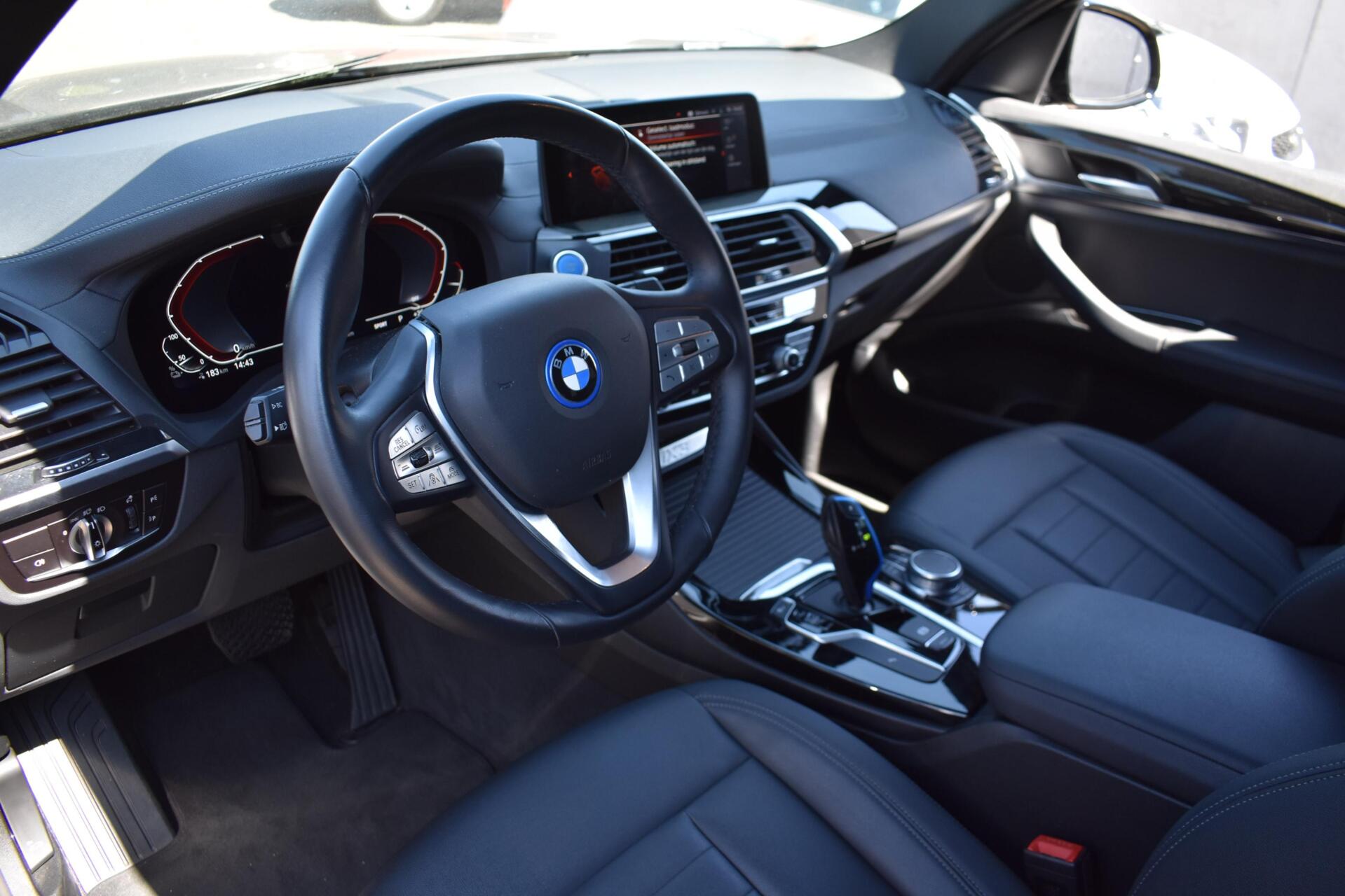 Foto van BMW Ix3
