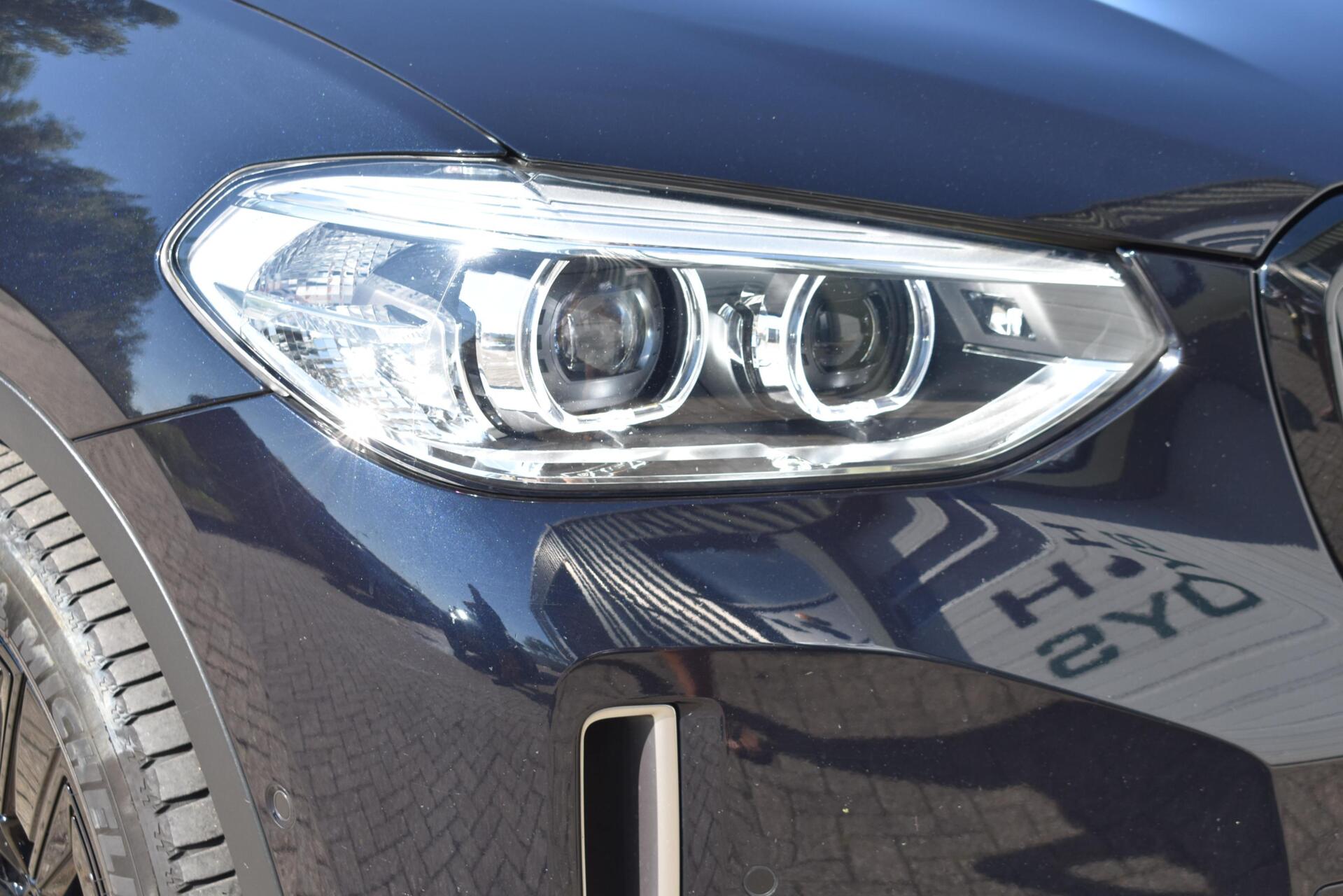 Foto van BMW Ix3