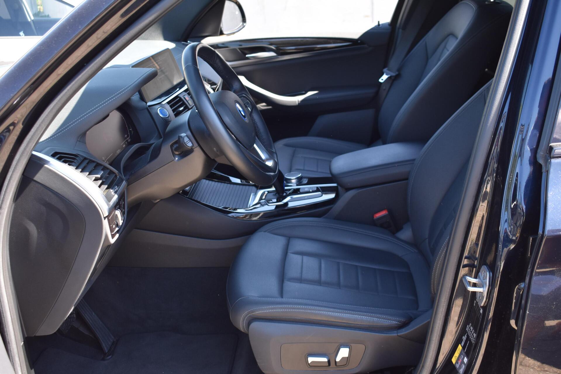 Foto van BMW Ix3