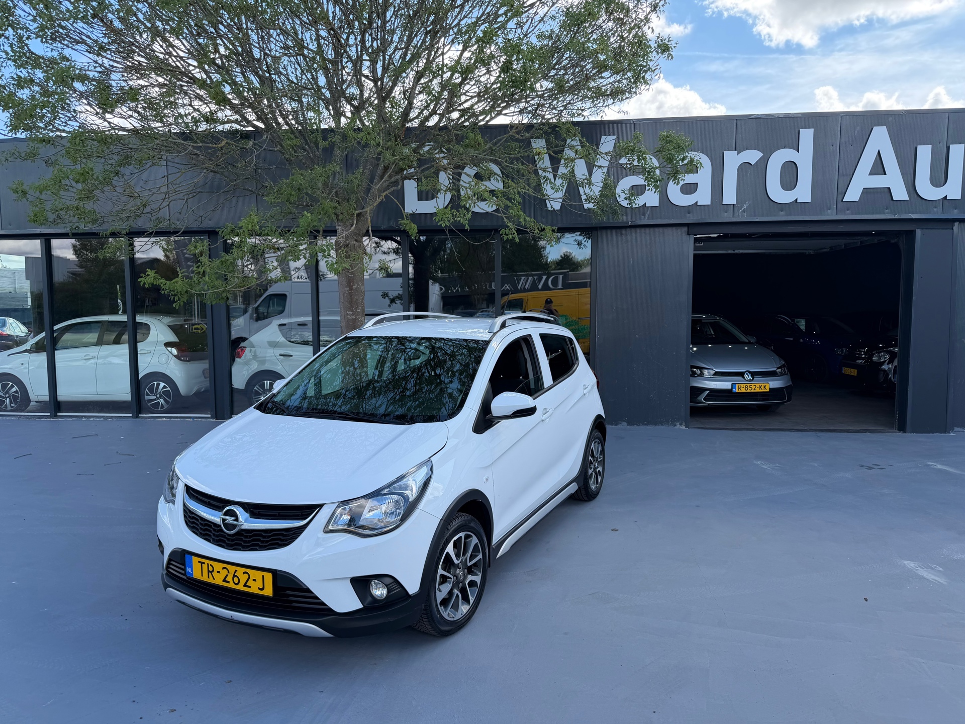 Opel Karl Rocks / Viva Rocks 1.0 Rocks Online Edition/ cruise/airco/NAP/LM Velgen/PDC achter/12 maanden garantie 2018 - voorkant